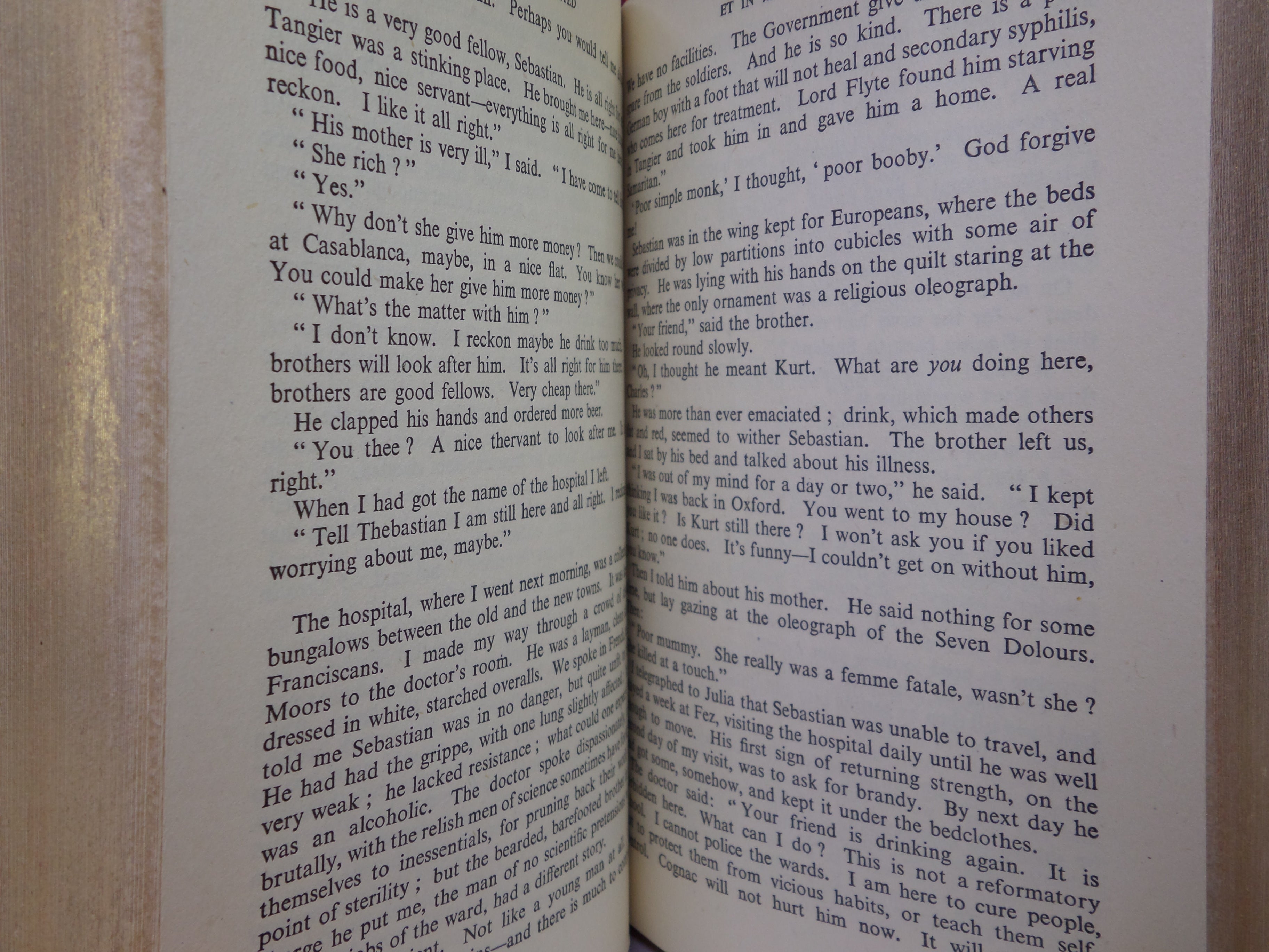 BRIDESHEAD REVISITED BY EVELYN WAUGH 1945 FIRST EDITION BAYNTUN RIVIERE BINDING