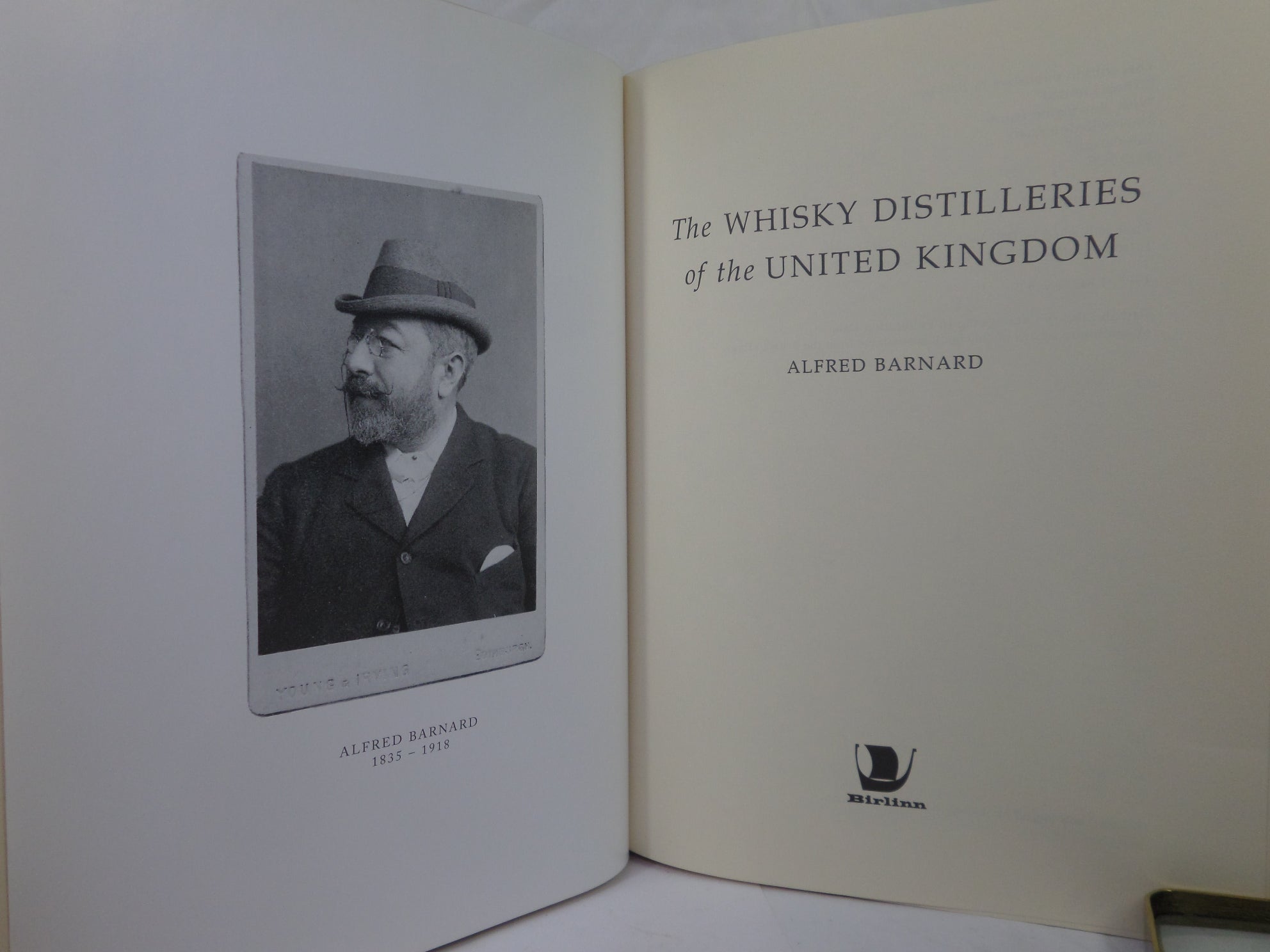 THE WHISKY DISTILLERIES OF THE UNITED KINGDOM BY ALFRED BARNARD 2003 HARDCOVER