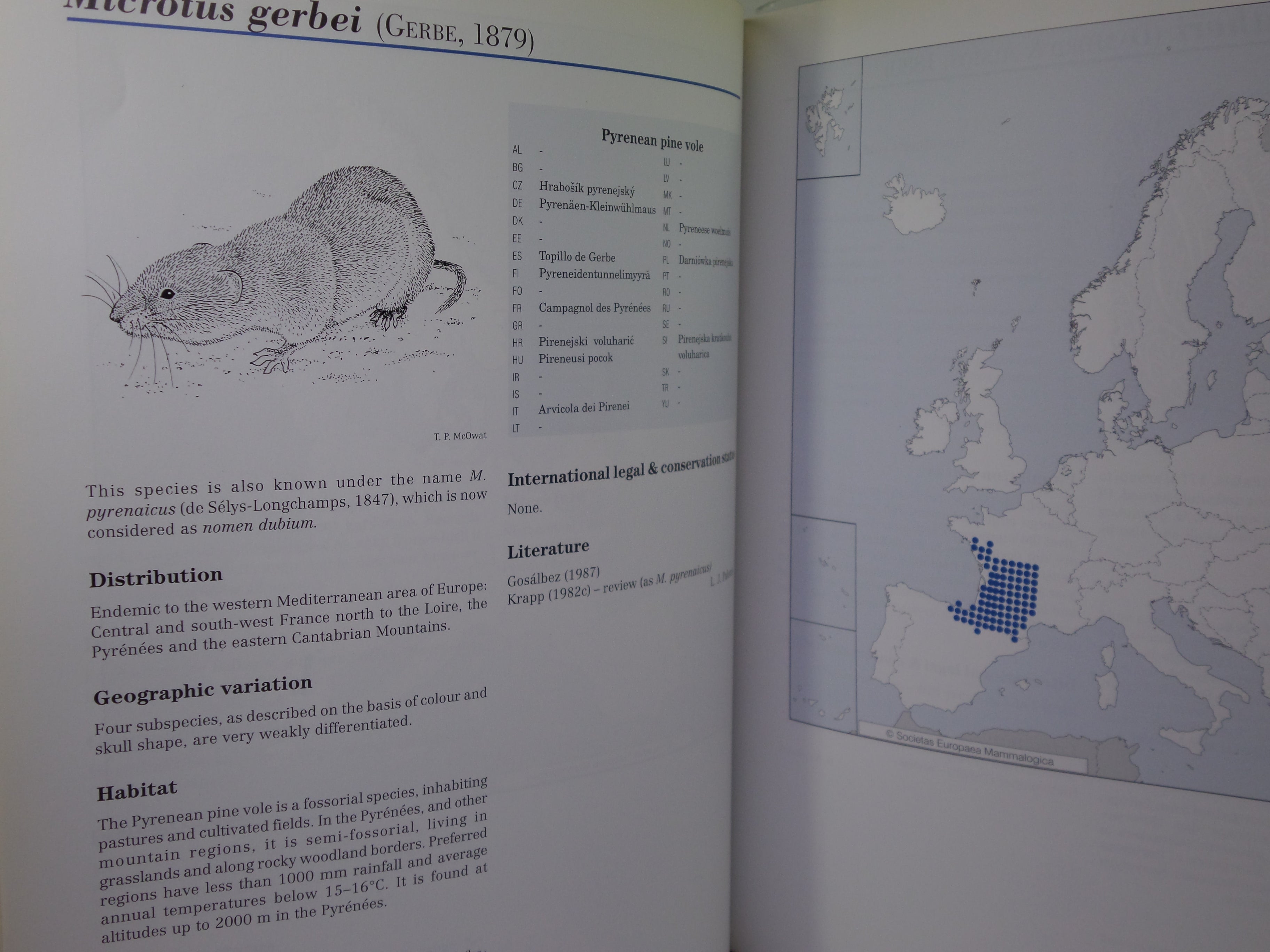 THE ATLAS OF EUROPEAN MAMMALS BY A.J. MITCHELL-JONES ET AL 1999 FIRST EDITION HARDCOVER