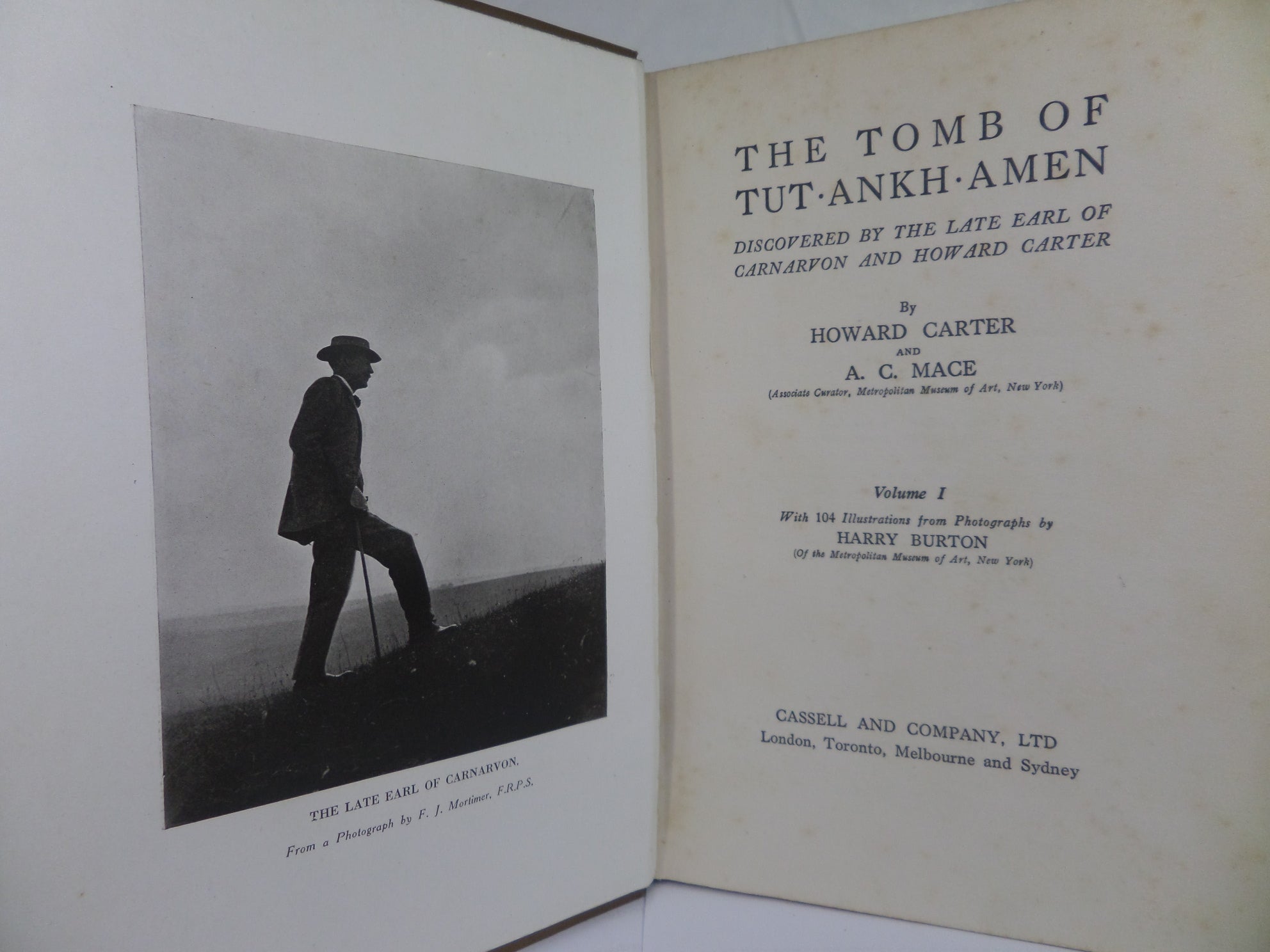 [EGYPTOLOGY] THE TOMB OF TUT-ANKH-AMEN, HOWARD CARTER 1926-1933 IN THREE VOLUMES