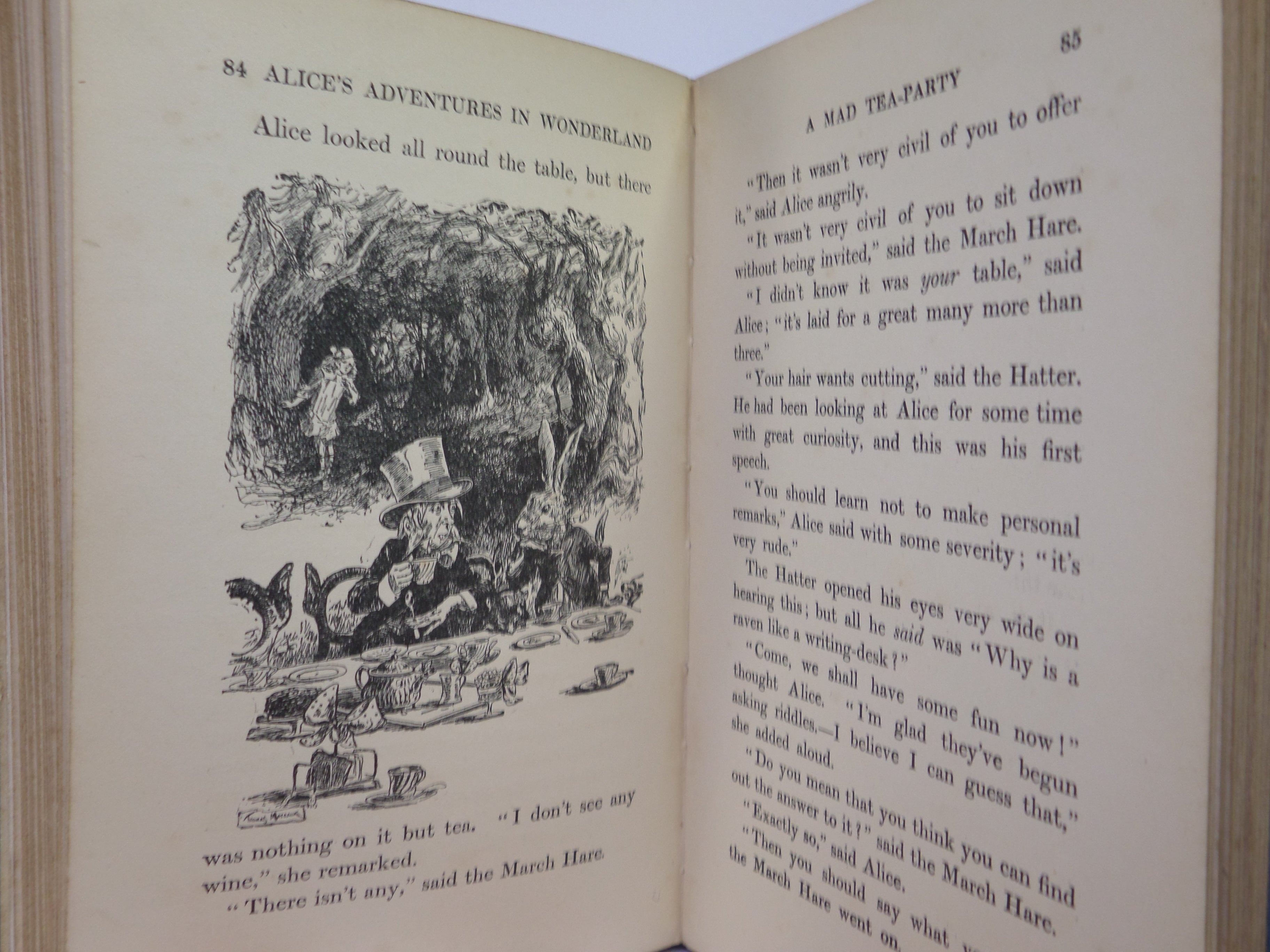 ALICE'S ADVENTURES IN WONDERLAND BY LEWIS CARROLL 1907 THOMAS MAYBANK ILLUSTRATIONS