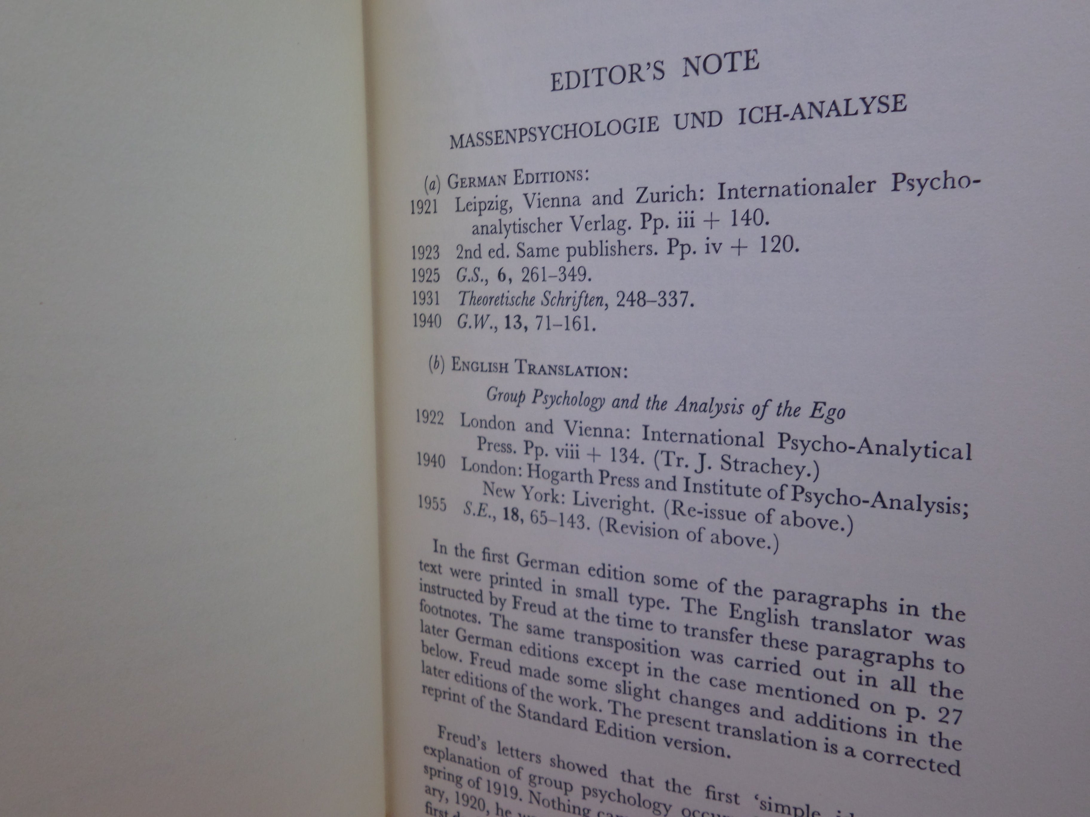 GROUP PSYCHOLOGY AND THE ANALYSIS OF THE EGO BY SIGMUND FREUD 1967