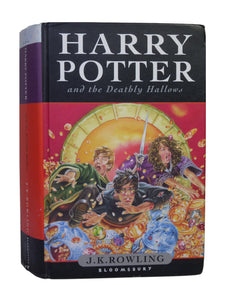 HARRY POTTER AND THE DEATHLY HALLOWS BY J.K. ROWLING 2007 SIGNED BY CAST MEMBERS