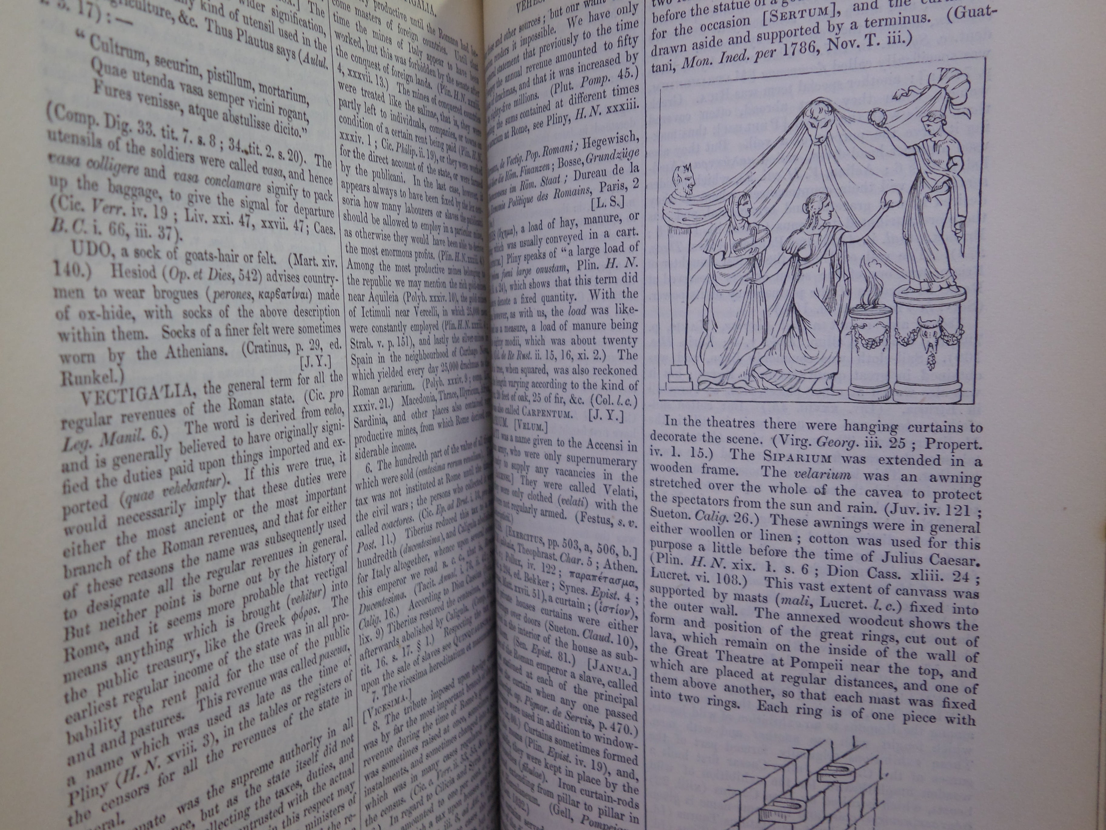 DICTIONARY OF GREEK AND ROMAN ANTIQUITIES BY WILLIAM SMITH 1859 LEATHER BINDING