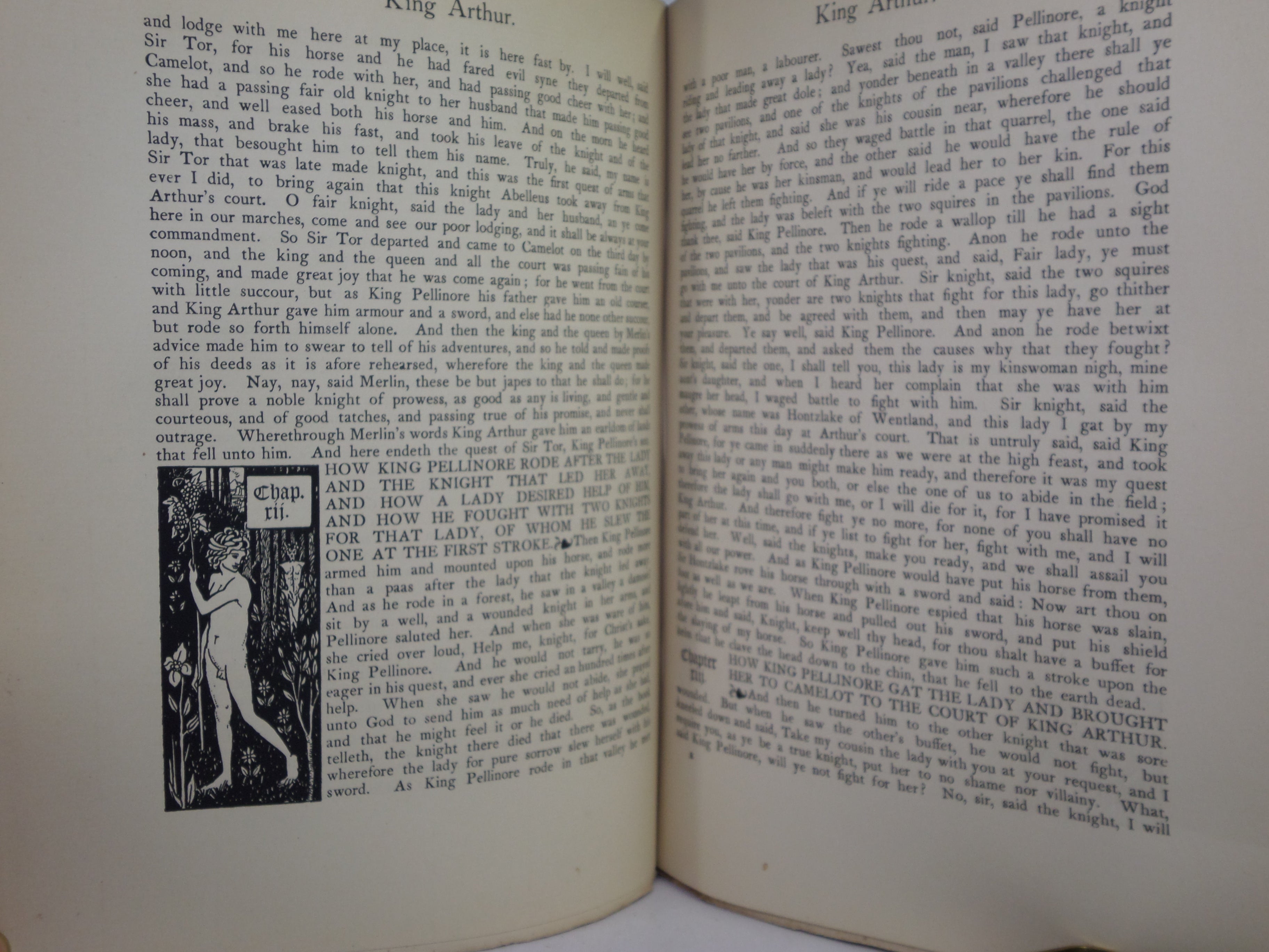 LE MORTE D'ARTHUR BY SIR THOMAS MALORY 1909 AUBREY BEARDSLEY SECOND EDITION