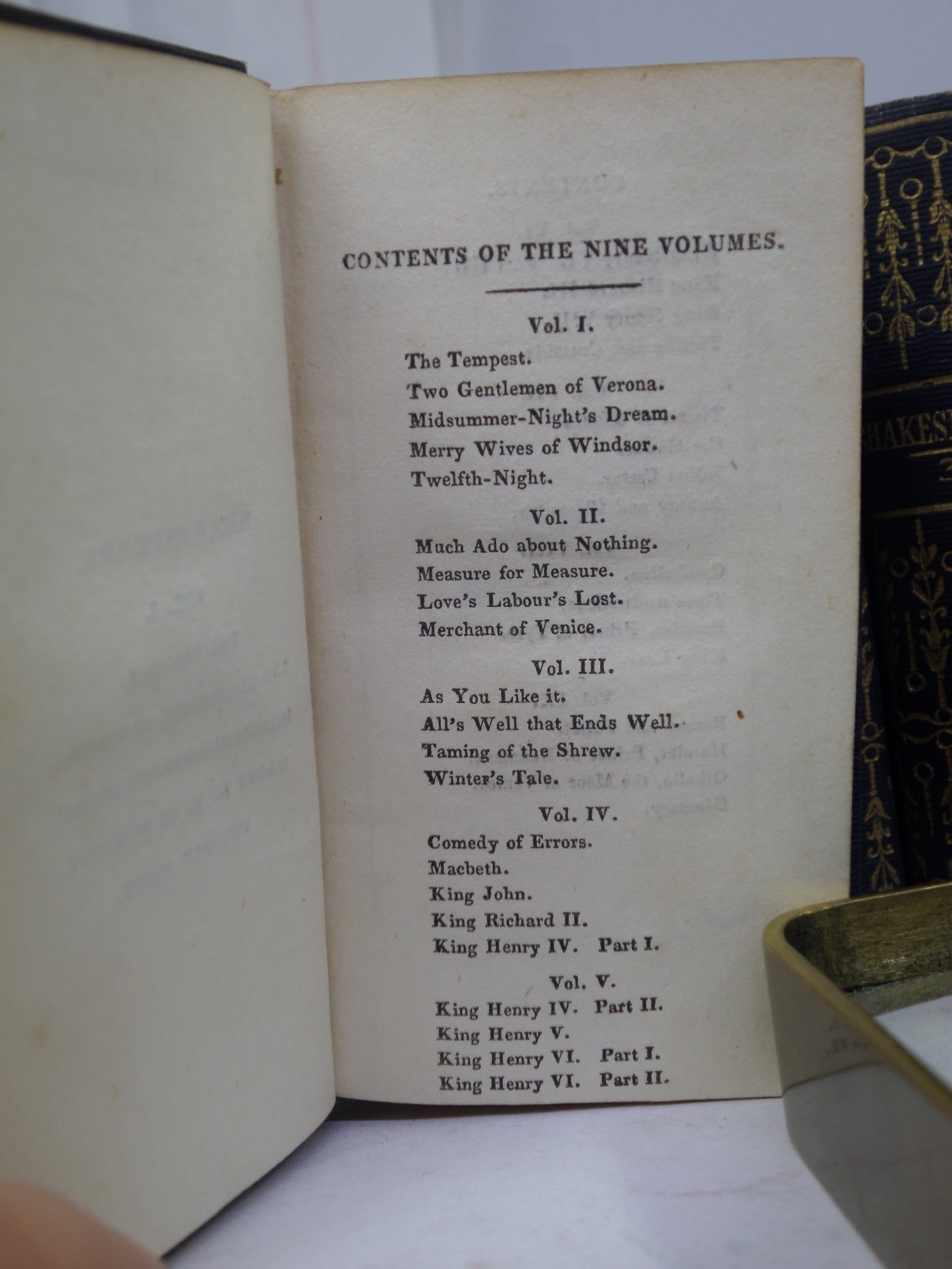 THE PLAYS OF WILLIAM SHAKESPEARE IN 9 MINIATURE VOLUMES 1825