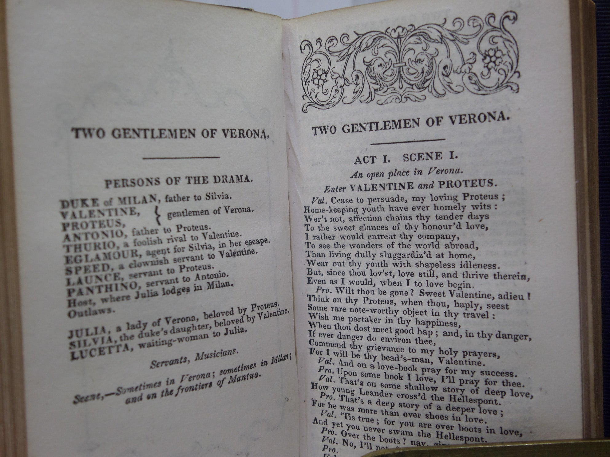 THE PLAYS OF WILLIAM SHAKESPEARE IN 9 MINIATURE VOLUMES 1825