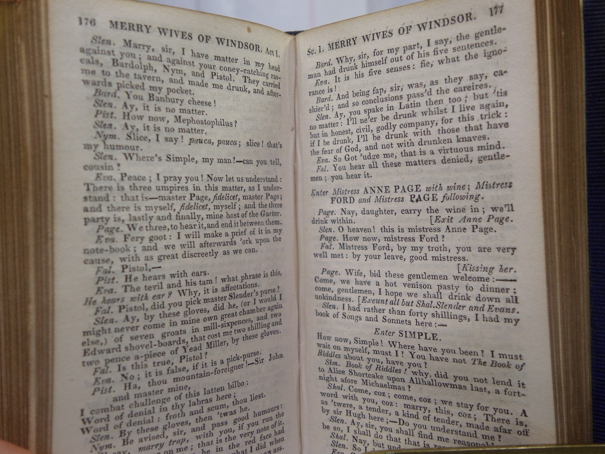 THE PLAYS OF WILLIAM SHAKESPEARE IN 9 MINIATURE VOLUMES 1825