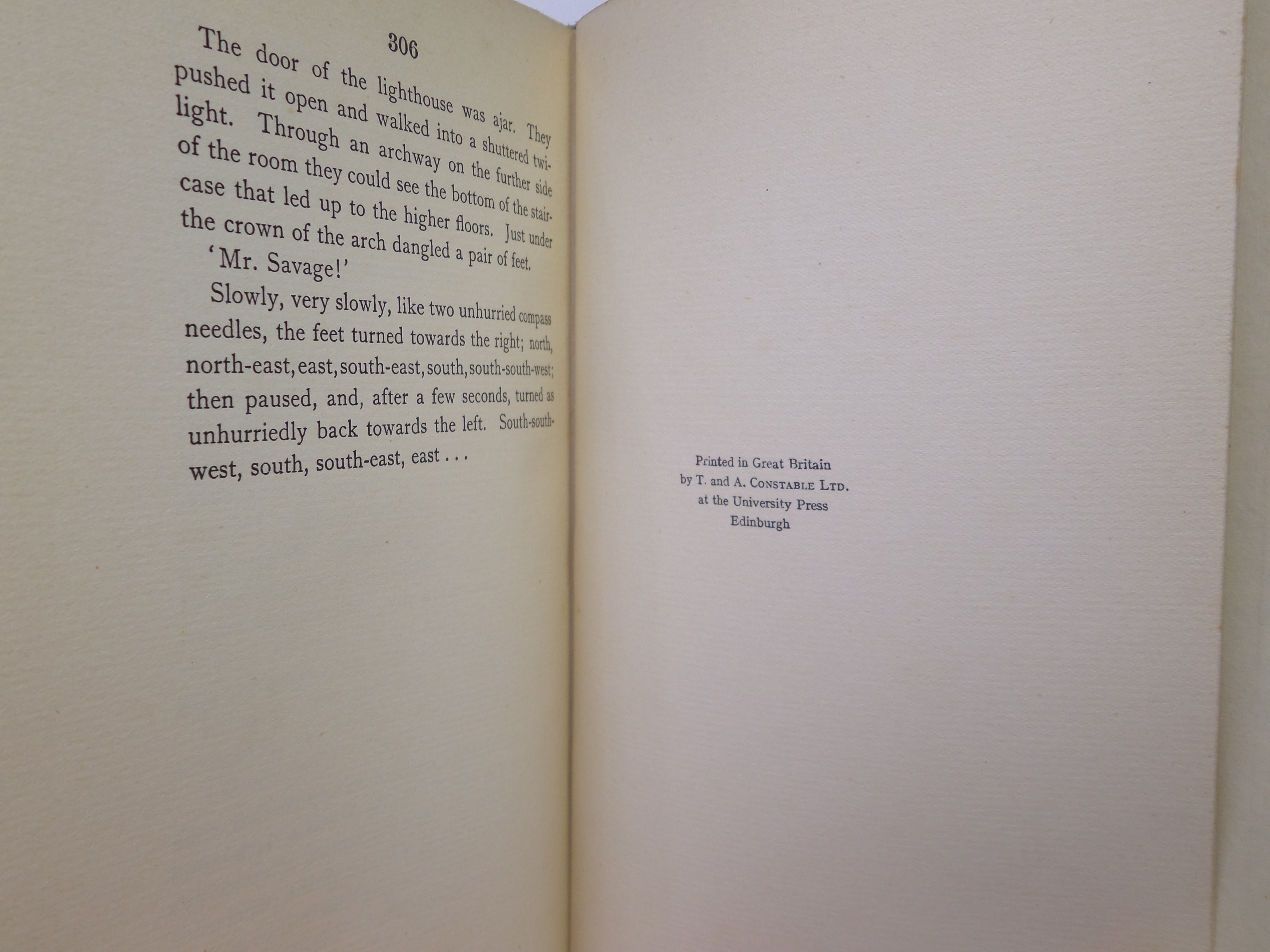 BRAVE NEW WORLD BY ALDOUS HUXLEY 1932 FIRST EDITION