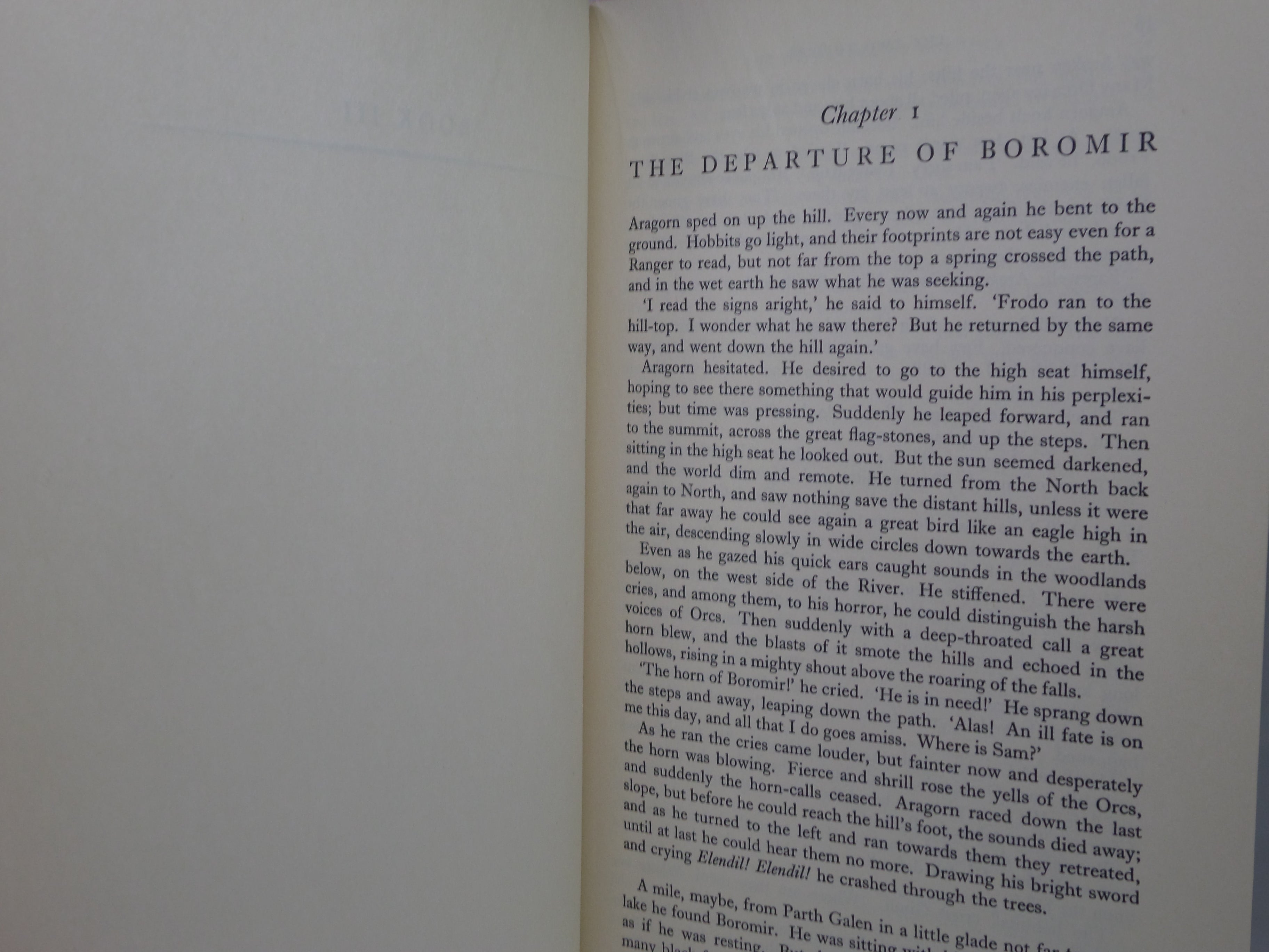 THE TWO TOWERS BY J.R.R. TOLKIEN 1962 FIRST EDITION, NINTH IMPRESSION