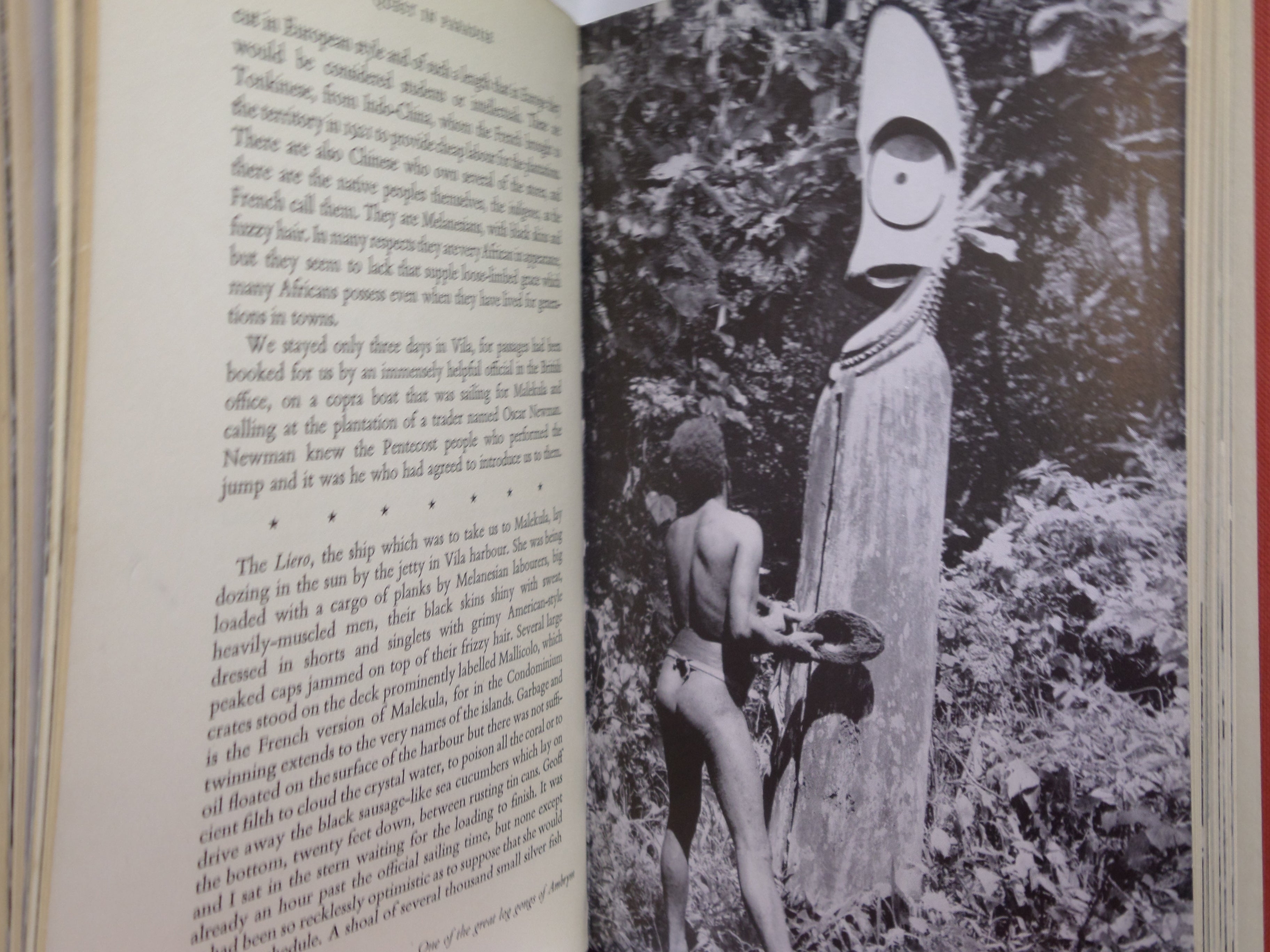 QUEST IN PARADISE BY DAVID ATTENBOROUGH 1960 SIGNED FIRST EDITION