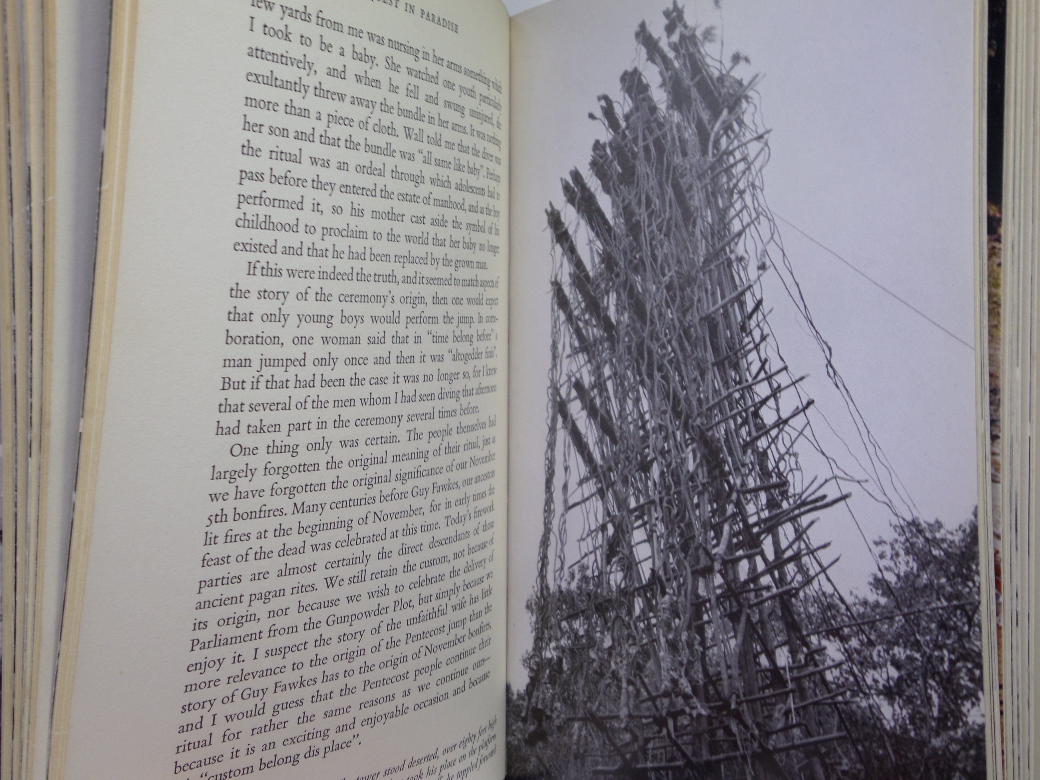 QUEST IN PARADISE BY DAVID ATTENBOROUGH 1960 SIGNED FIRST EDITION
