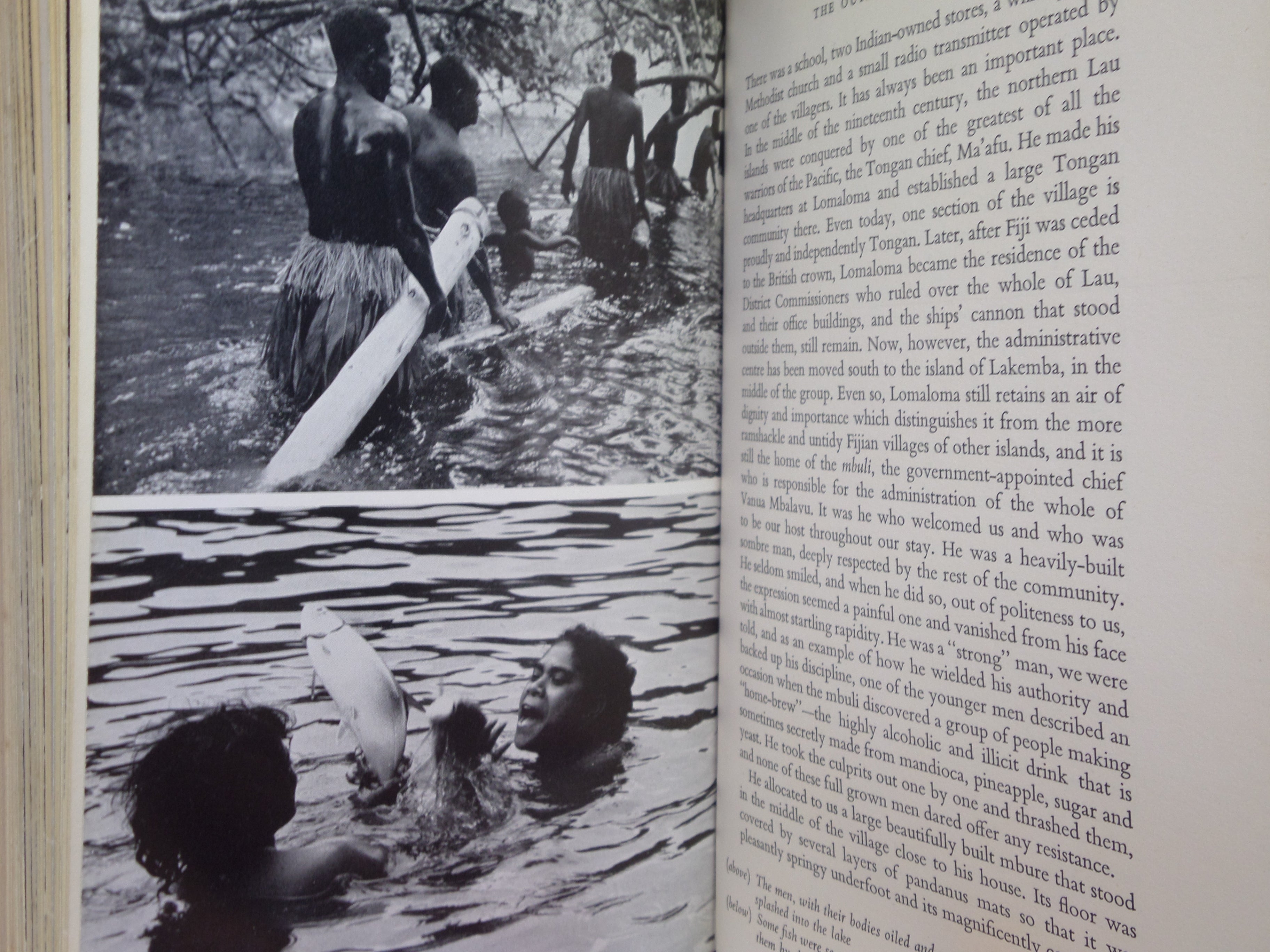 QUEST IN PARADISE BY DAVID ATTENBOROUGH 1960 SIGNED FIRST EDITION