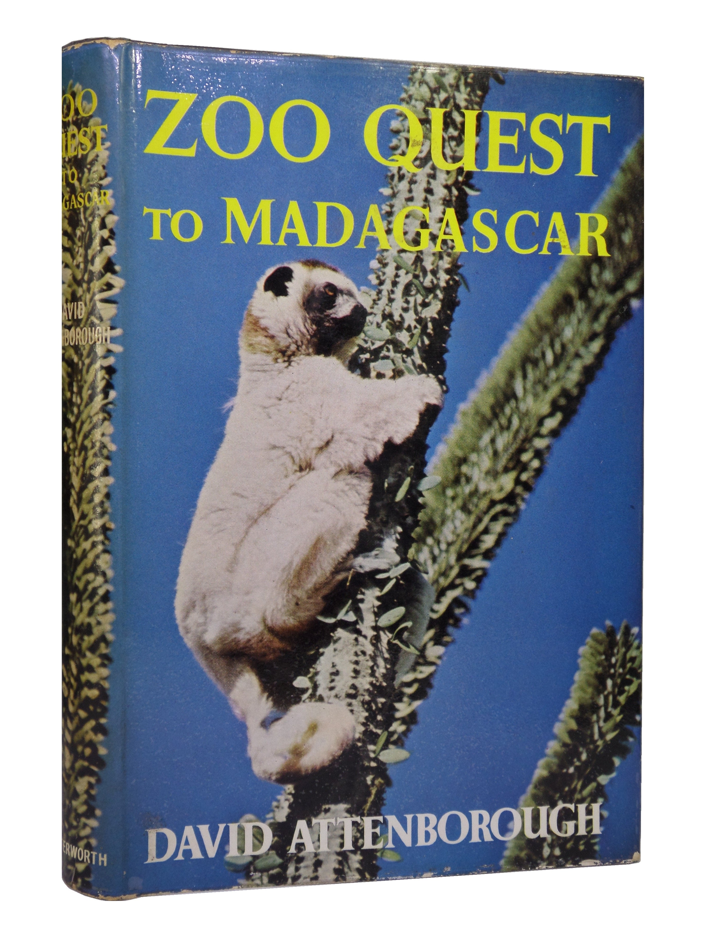 ZOO QUEST TO MADAGASCAR BY DAVID ATTENBOROUGH 1961 SIGNED FIRST EDITION