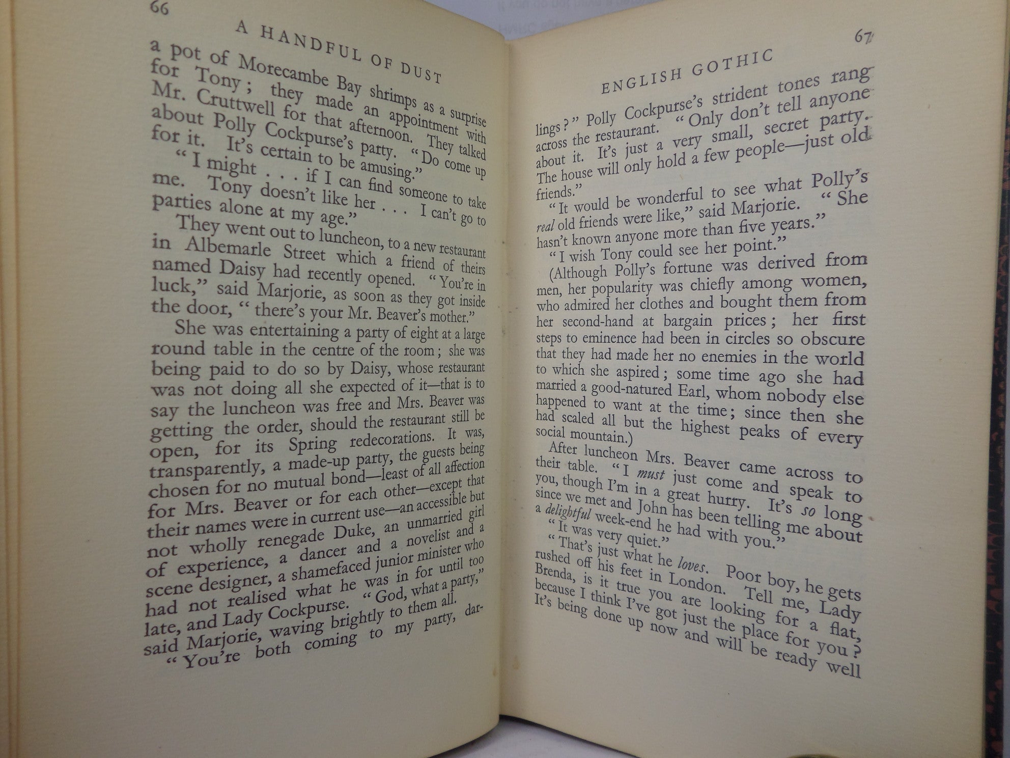 A HANDFUL OF DUST BY EVELYN WAUGH 1934 FIRST EDITION