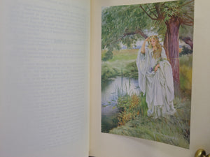 SHAKESPEARE'S TRAGEDY OF HAMLET ILLUSTRATED BY W.G. SIMMONDS C.1910