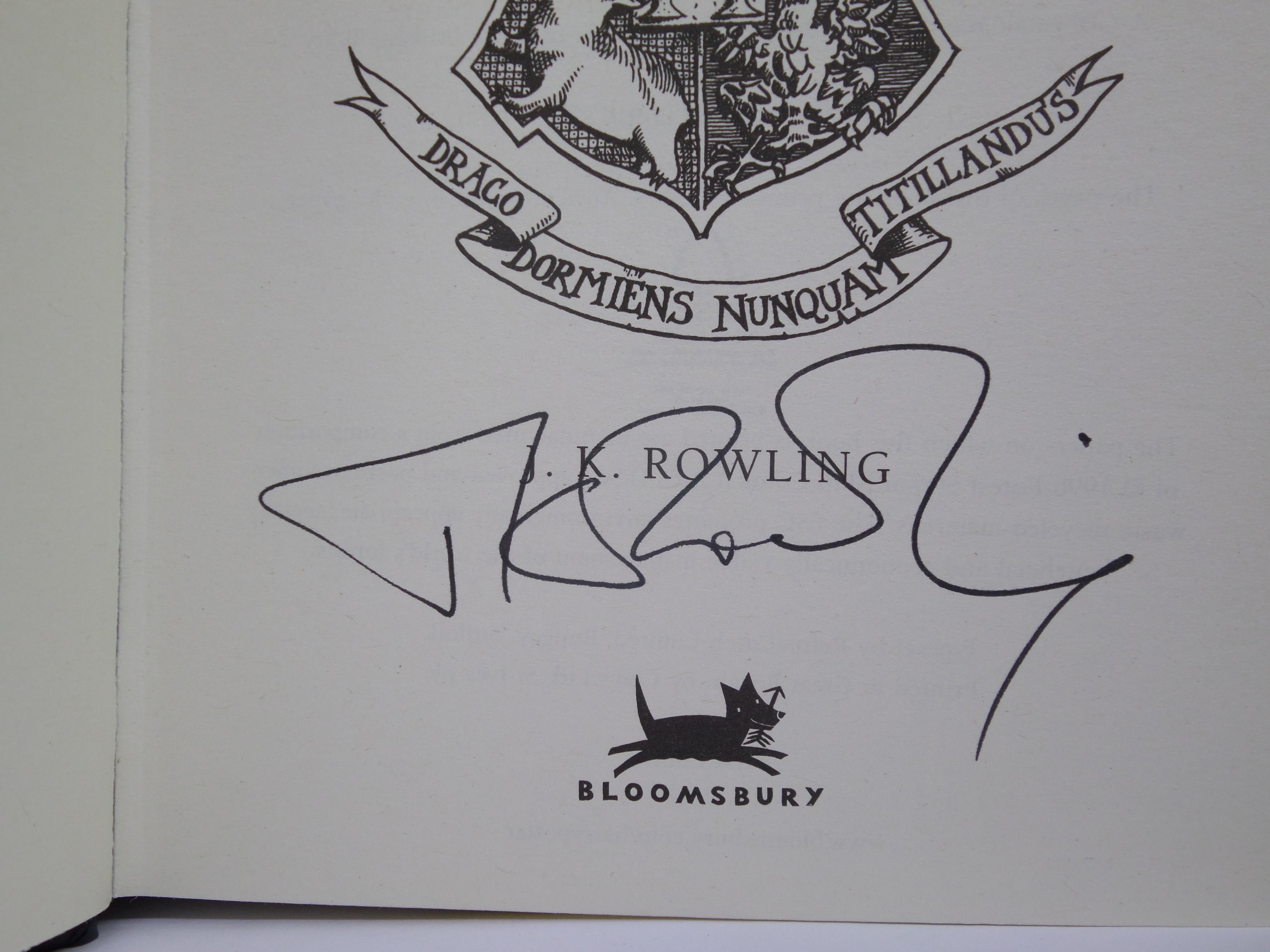 HARRY POTTER AND THE DEATHLY HALLOWS 2007 SIGNED FIRST EDITION