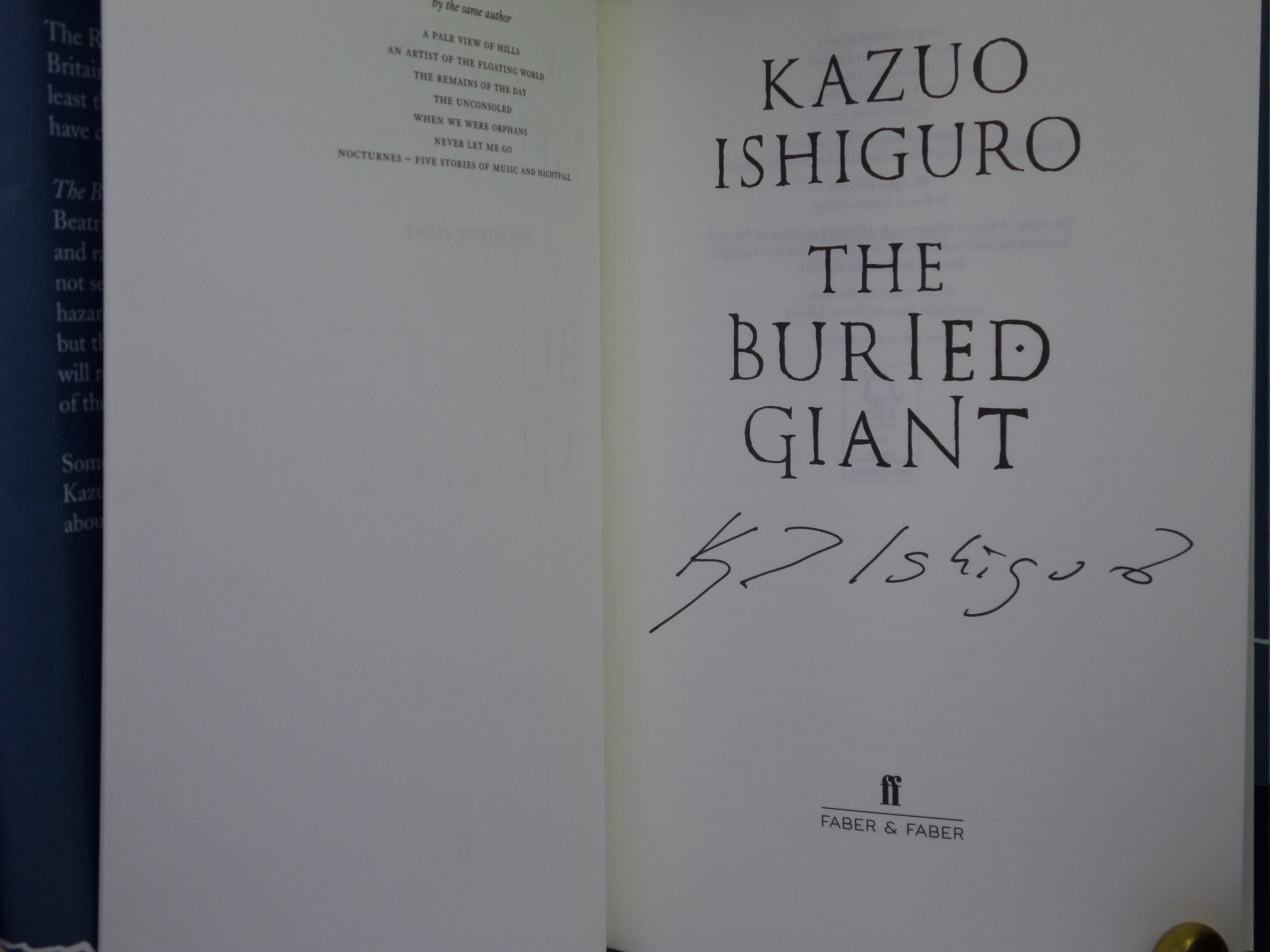 THE BURIED GIANT BY KAZUO ISHIGURO 2015 SIGNED FIRST EDITION
