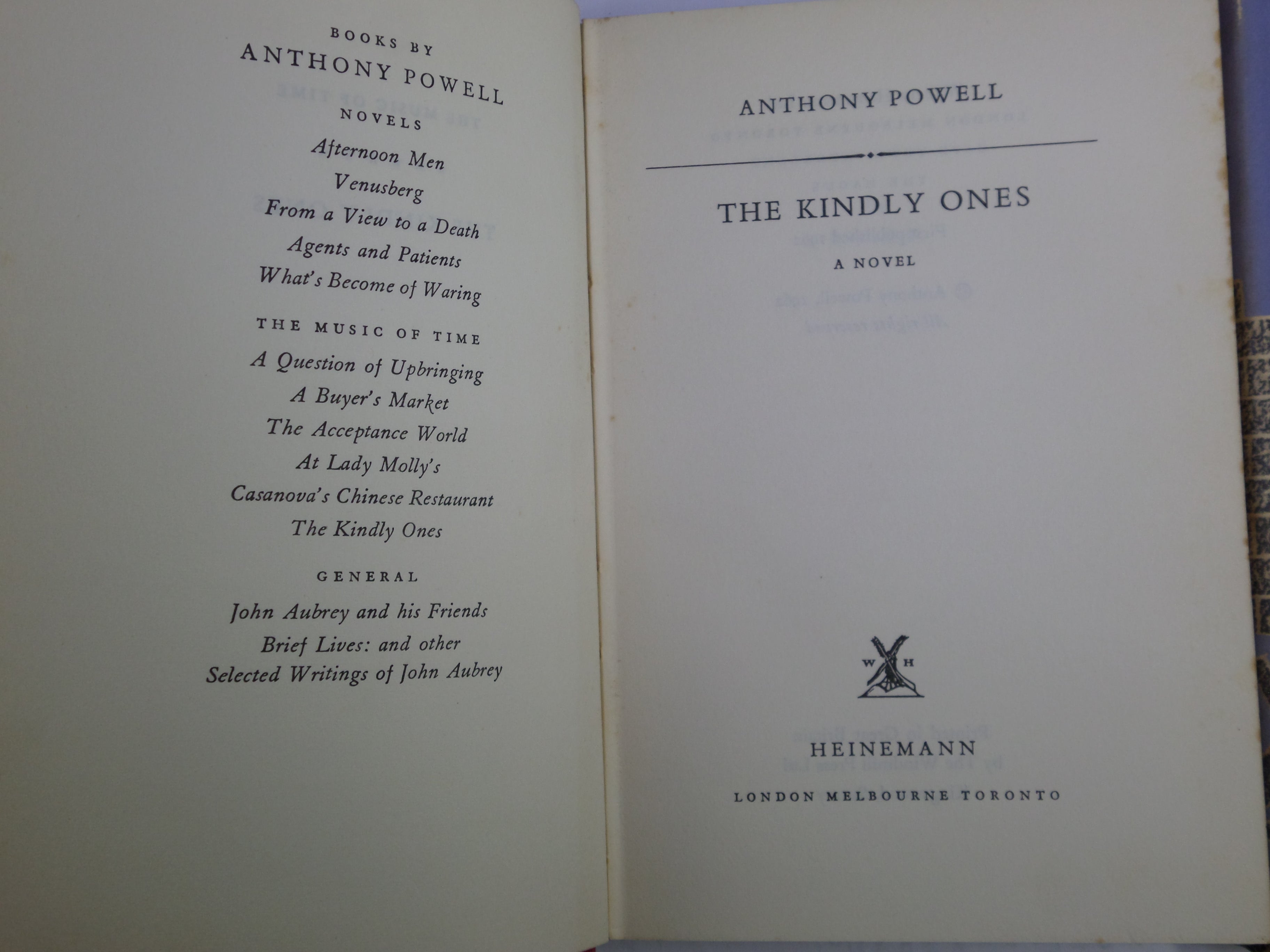 A DANCE TO THE MUSIC OF TIME, COMPLETE 12 VOLUME SET BY ANTHONY POWELL 1957-1977