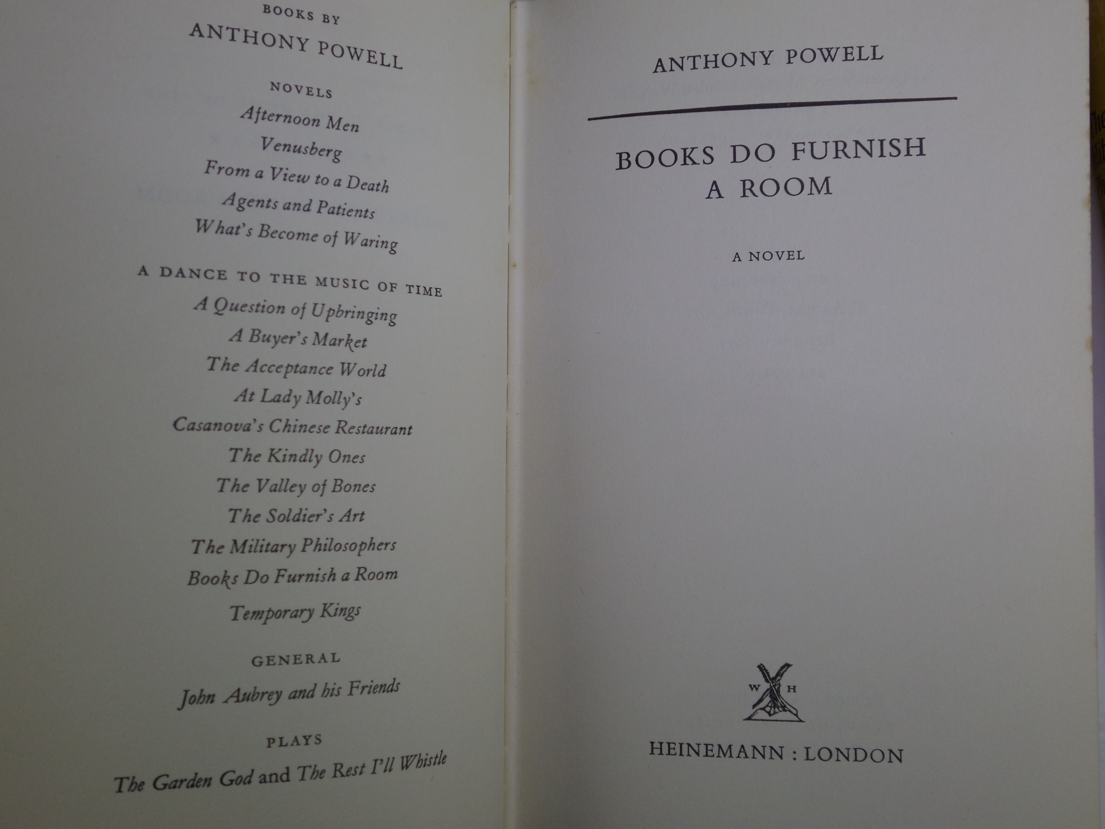 A DANCE TO THE MUSIC OF TIME, COMPLETE 12 VOLUME SET BY ANTHONY POWELL 1957-1977