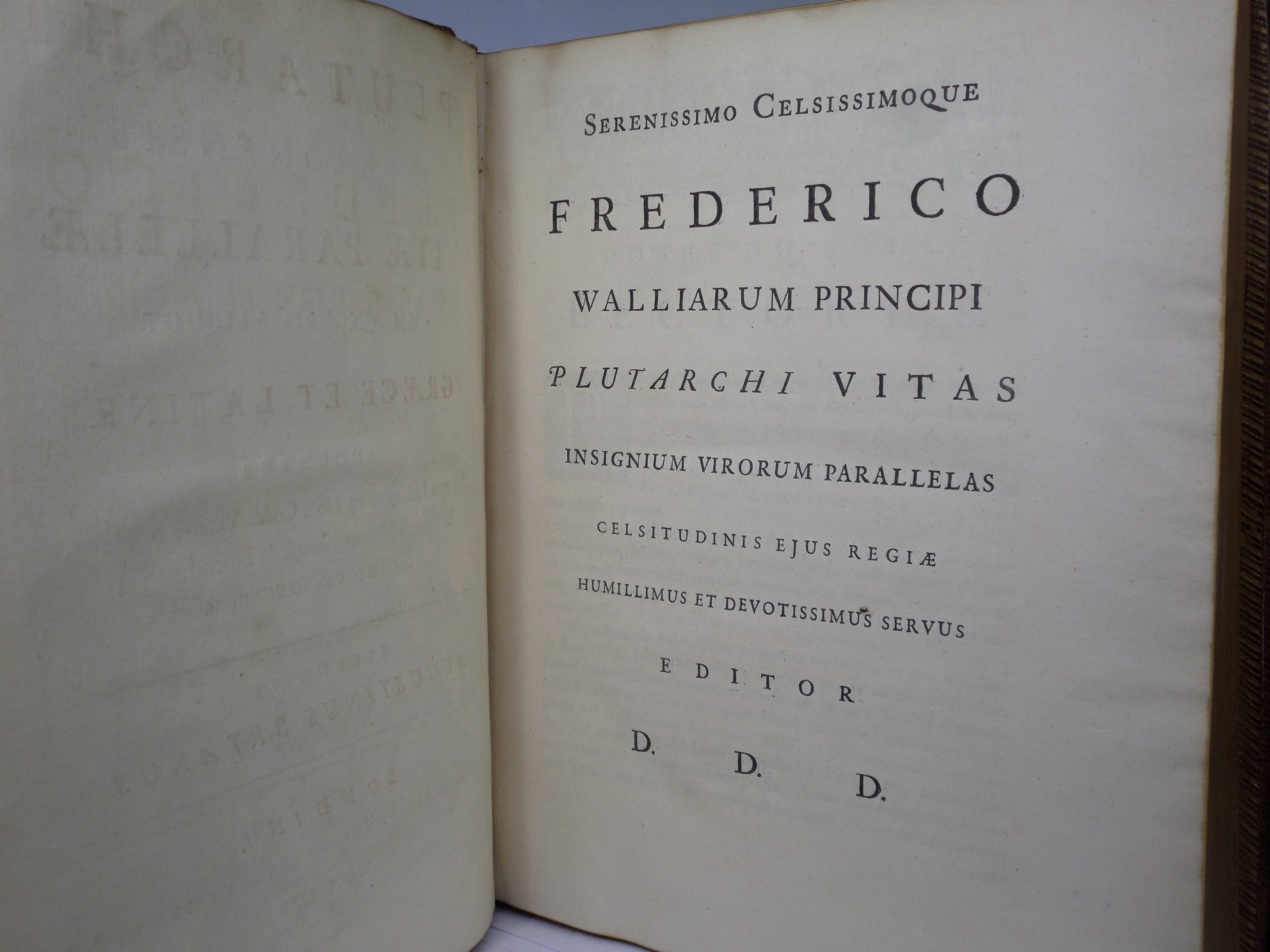 [PLUTARCH'S PARALLEL LIVES] PLUTARCHI CHAERONENSIS VITAE PARALLELAE CUM SINGULIS A LIQUOT GRAECE ET LATINE 1723-29