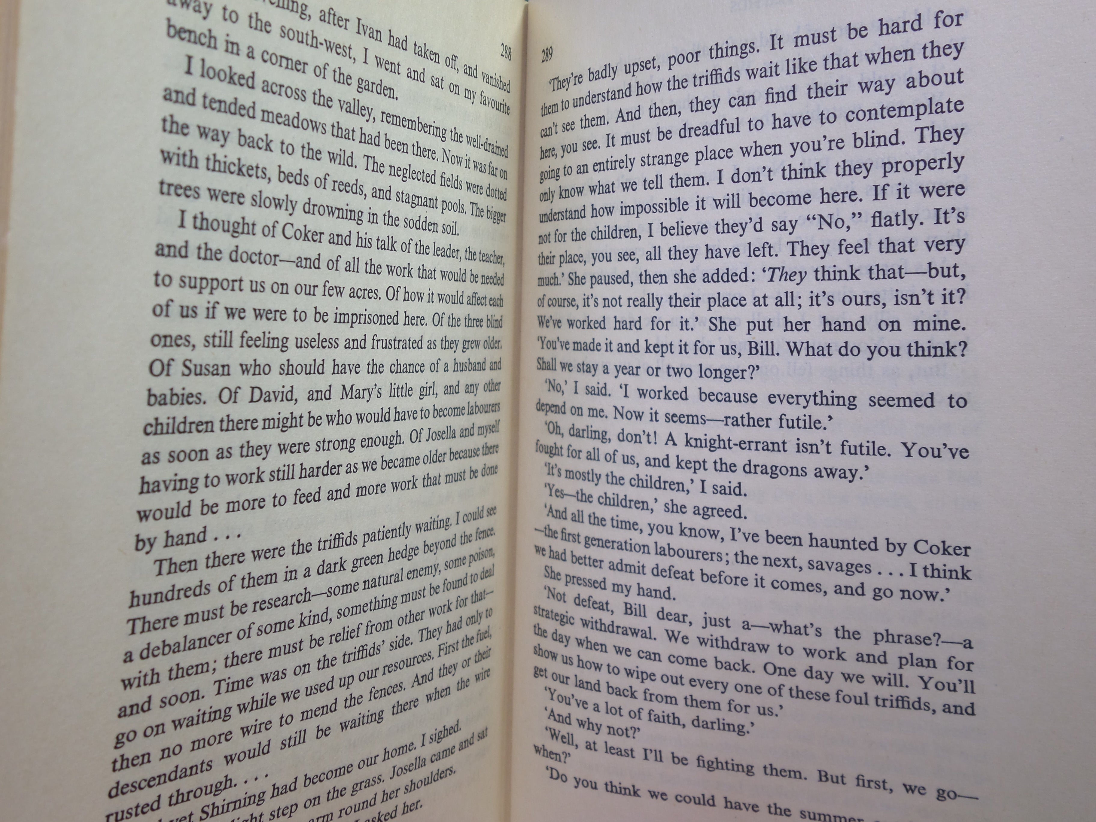 THE DAY OF THE TRIFFIDS BY JOHN WYNDHAM 1951 FIRST EDITION