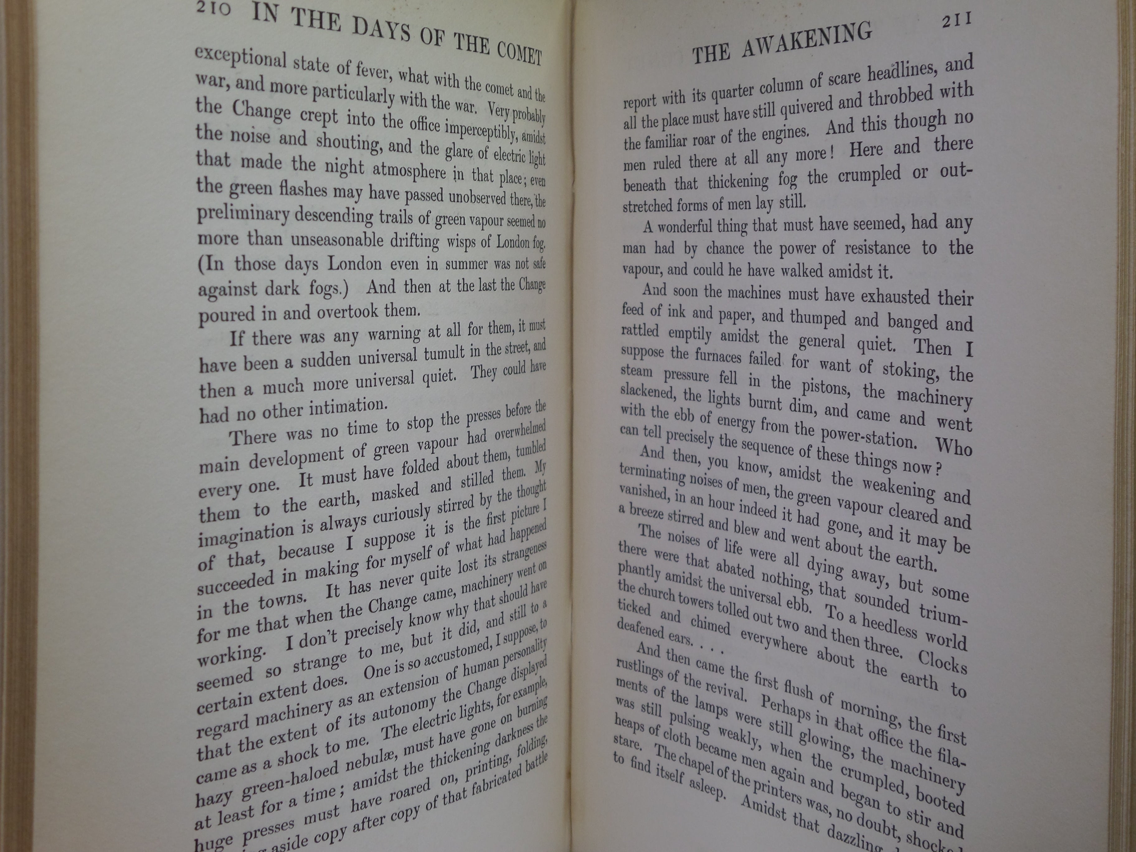 IN DAYS OF THE COMET BY H. G. WELLS 1906 FIRST EDITION