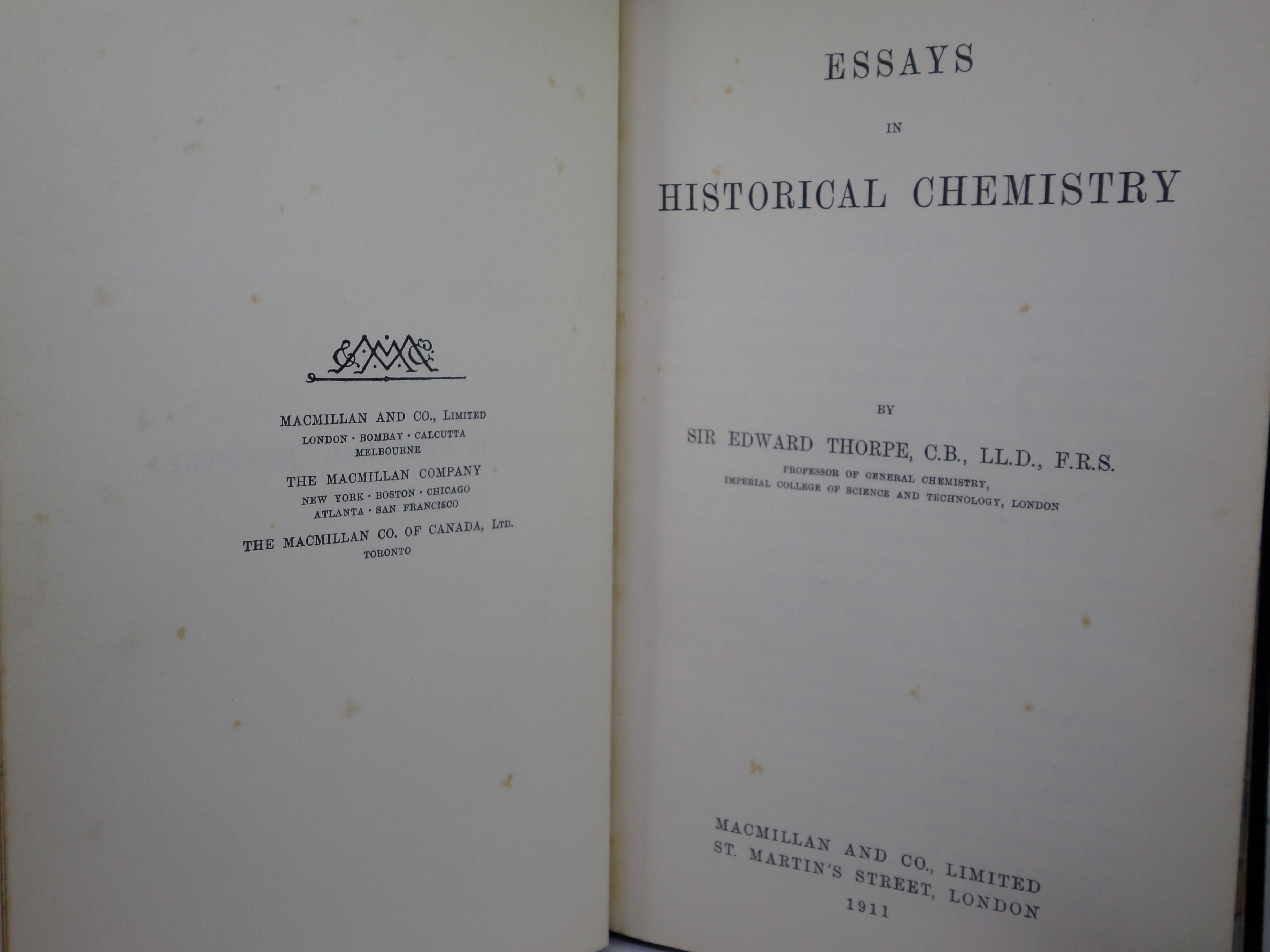 ESSAYS IN HISTORICAL CHEMISTRY BY EDWARD THORPE 1911 FINE LEATHER BINDING