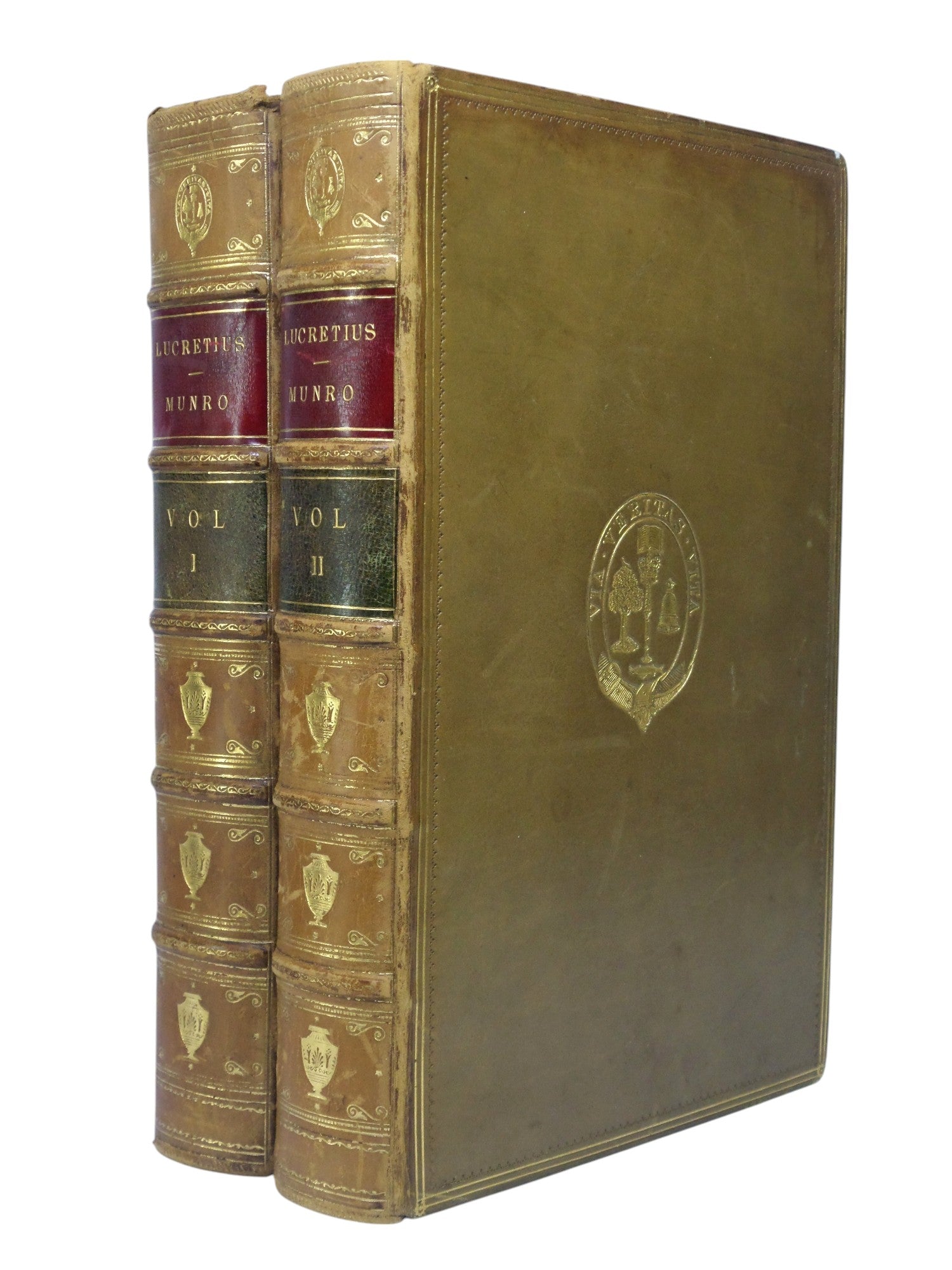 T LUCRETI CARI DE RERUM NATURA EDITED BY H.A.J. MUNRO 1893 TITUS LUCRETIUS CARUS