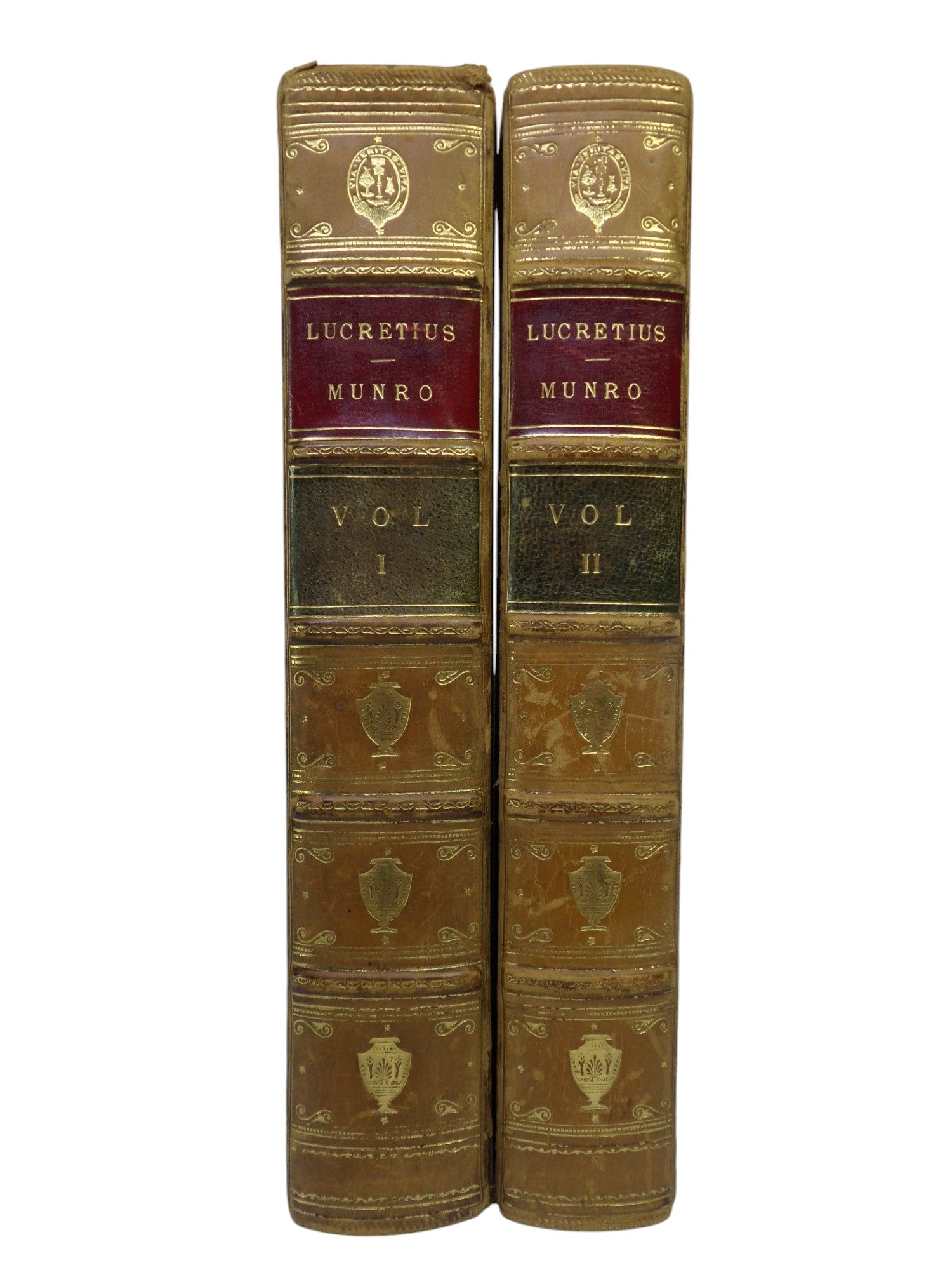 T LUCRETI CARI DE RERUM NATURA EDITED BY H.A.J. MUNRO 1893 TITUS LUCRETIUS CARUS