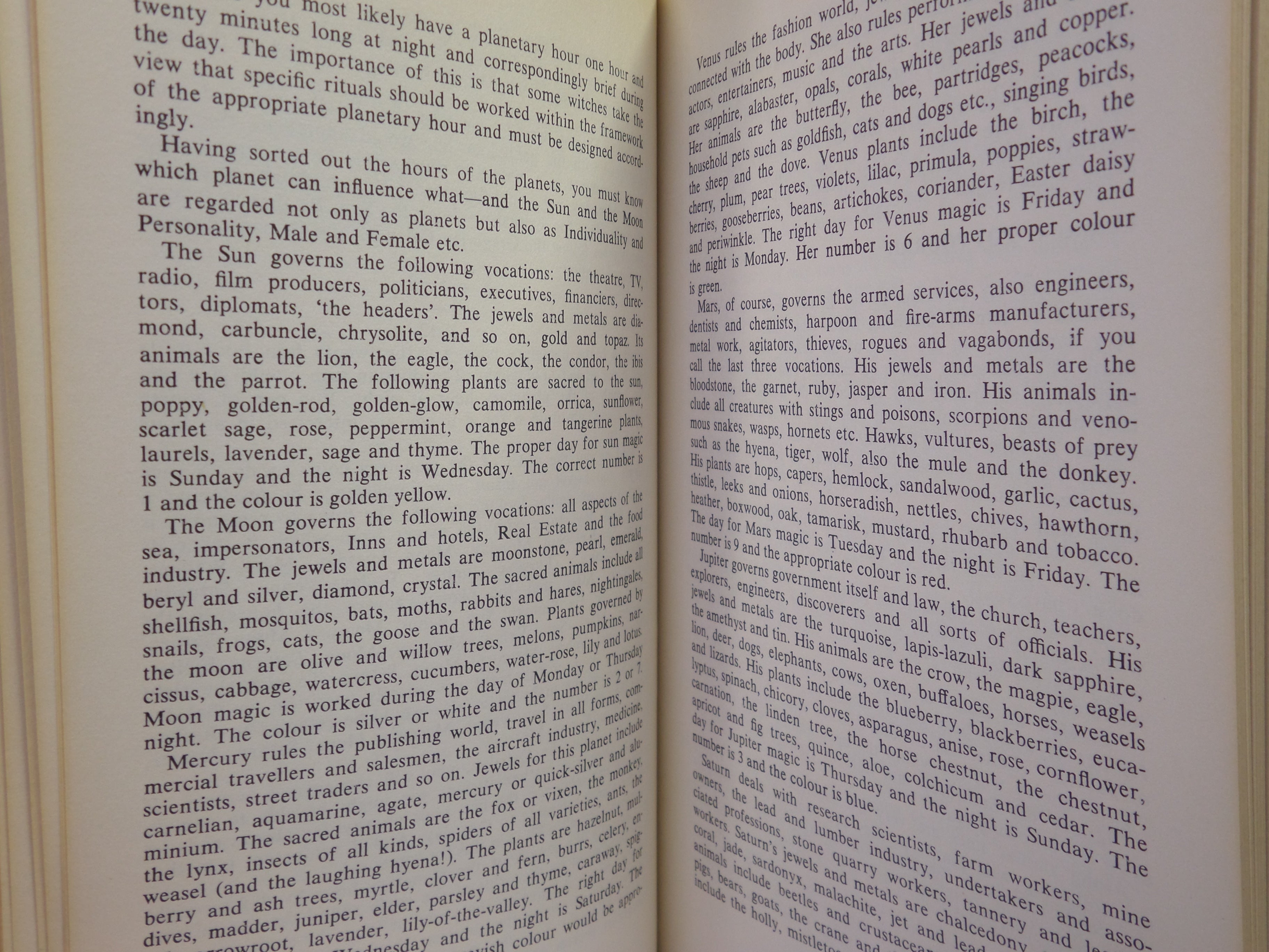 THE DEVIL'S PRAYERBOOK BY A WITCH [D.I. ELIZABETH ANN ST. GEORGE] 1974 FIRST ED.