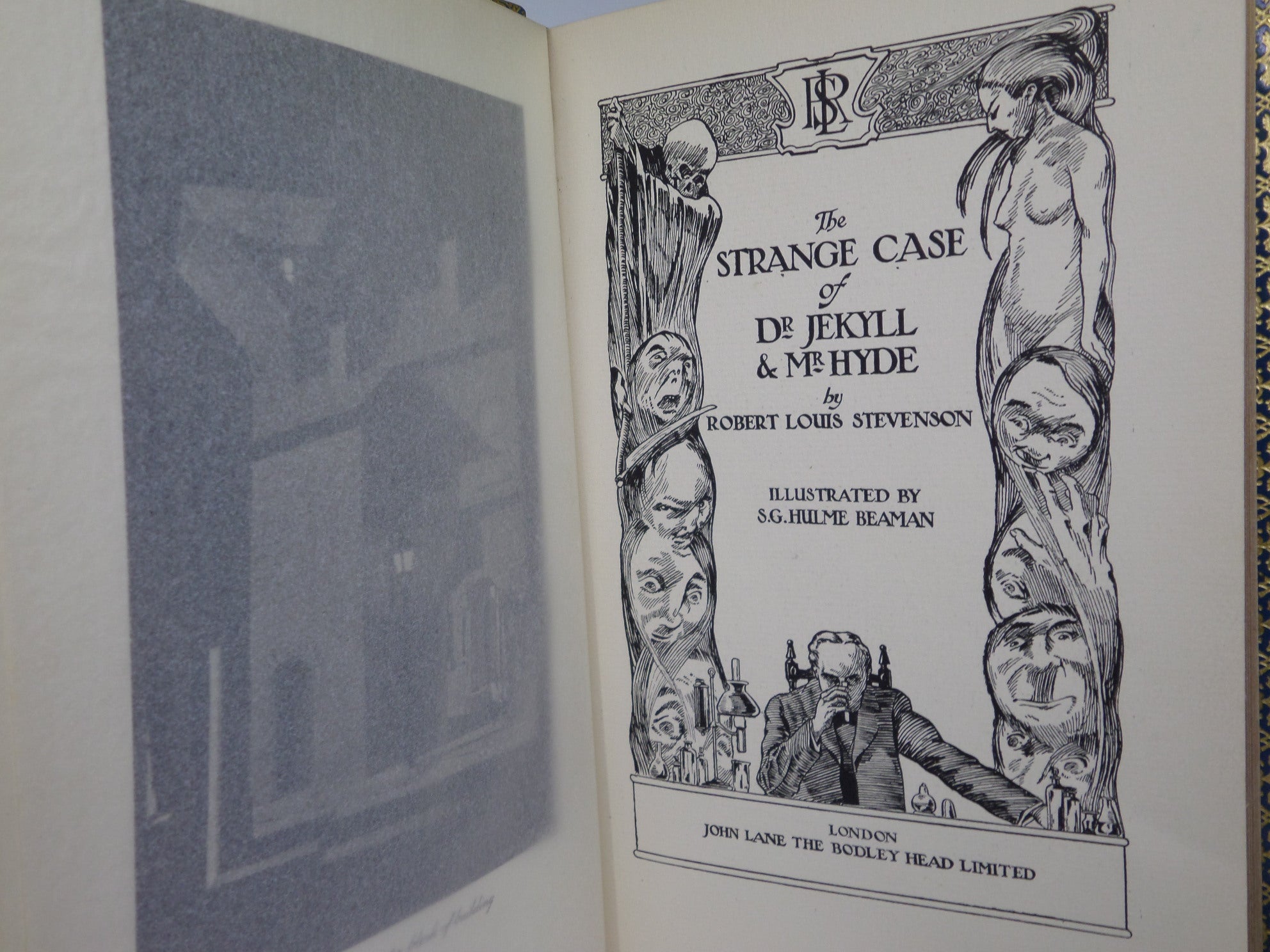 THE STRANGE CASE OF DR JEKYLL & MR HYDE BY ROBERT LOUIS STEVENSON 1930 FINELY BOUND BY BAYNTUN, ILLUSTRATED BY S.G. HULME BEAMAN