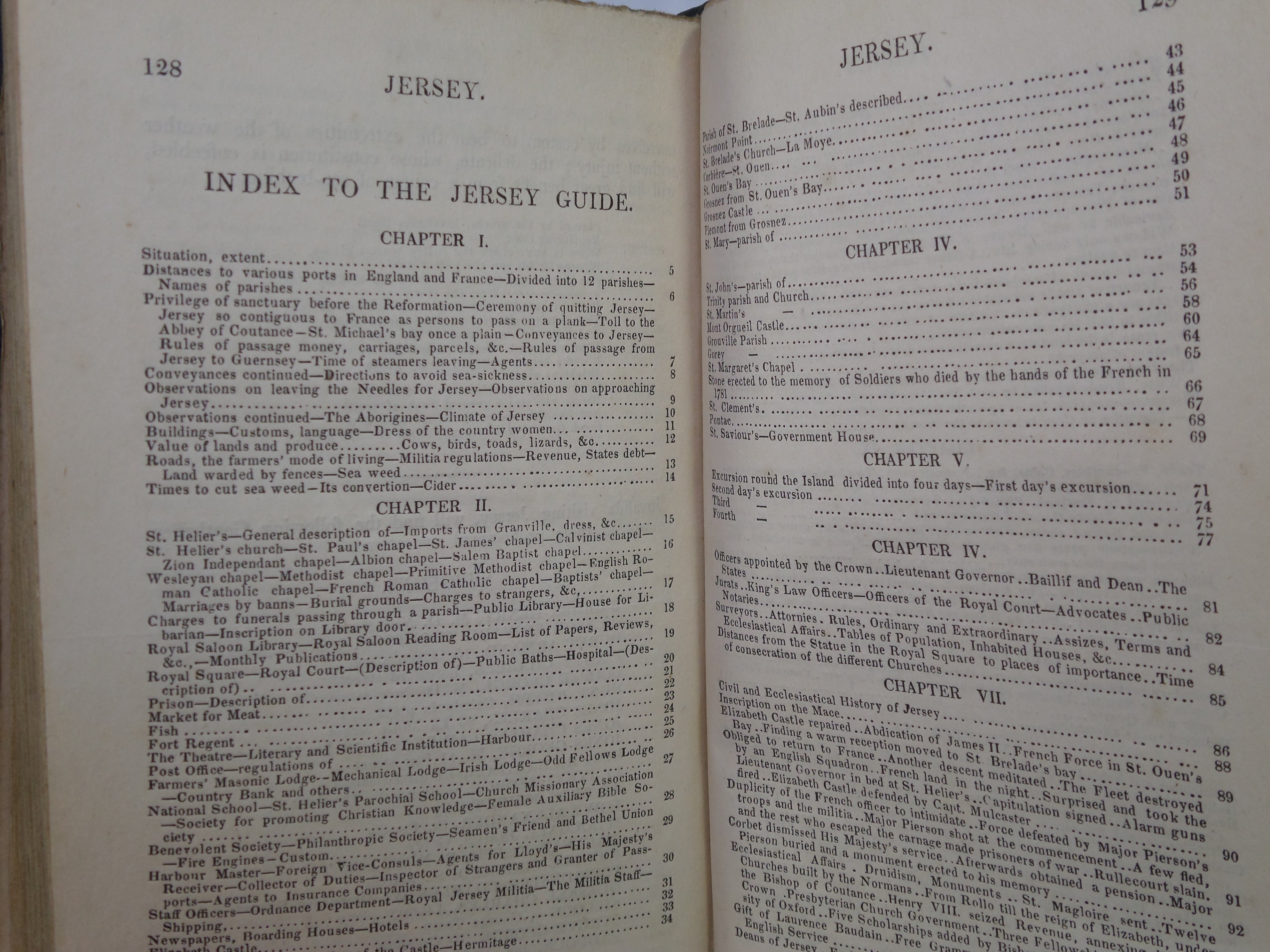 THE STRANGERS' GUIDE TO THE ISLANDS OF GUERNSEY AND JERSEY 1833 FIRST EDITION