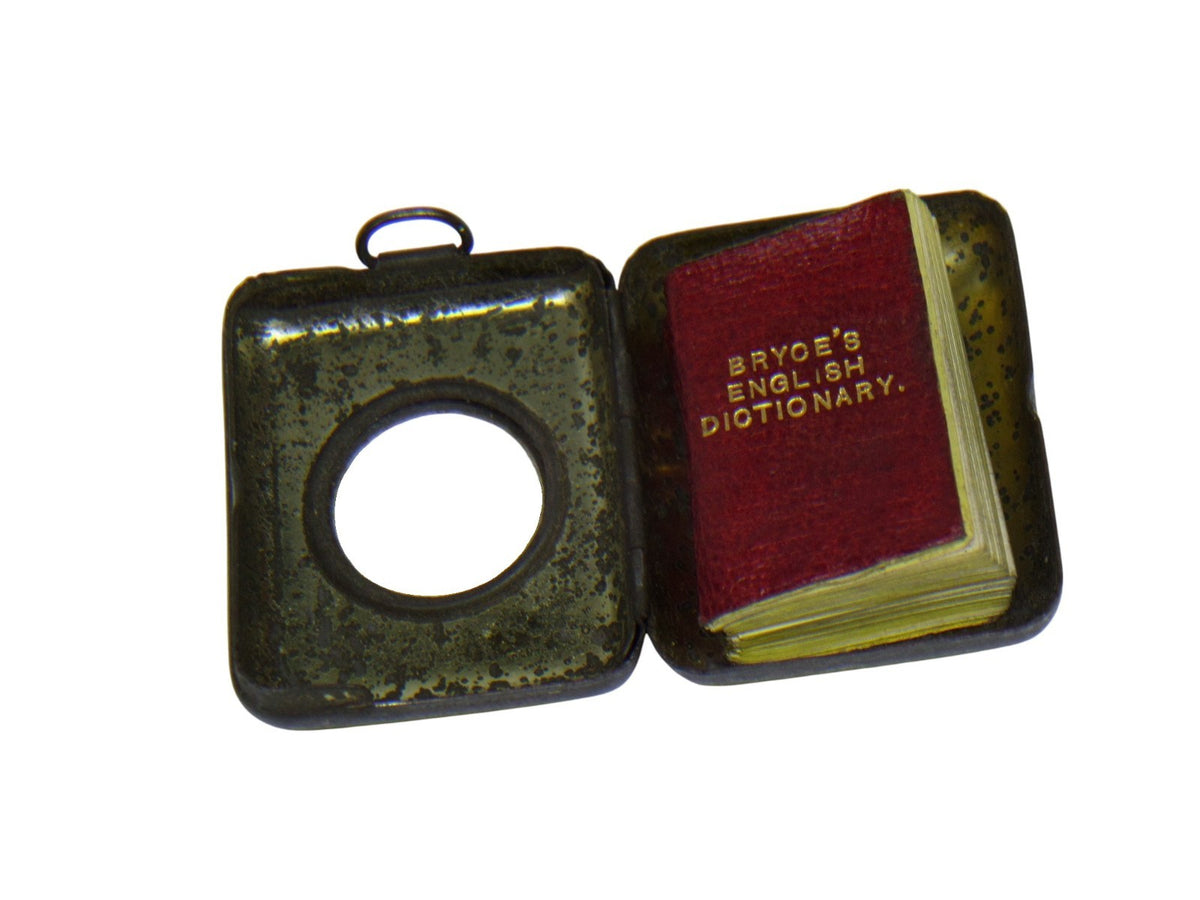 THE SMALLEST ENGLISH DICTIONARY IN THE WORLD C.1893 MINIATURE BOOK WIT ...