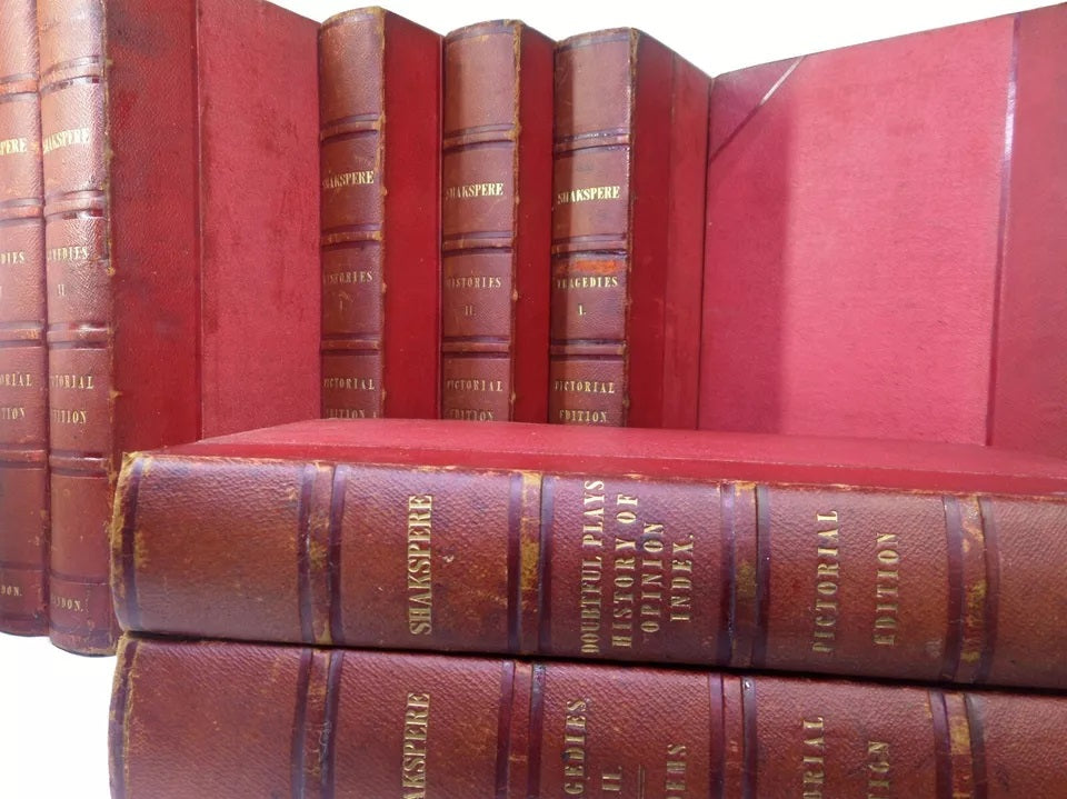 PICTORIAL EDITION OF SHAKESPEARE'S WORKS 1839-1843 LEATHER BOUND IN 8 VOLUMES