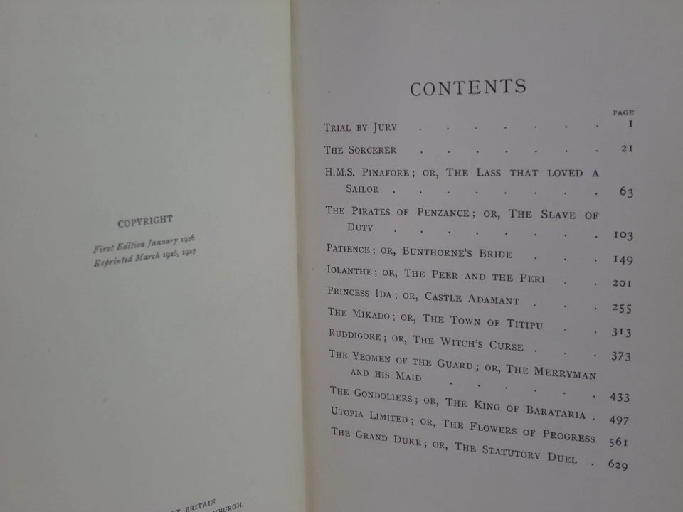 THE SAVOY OPERAS: BEING THE COMPLETE TEXT OF THE GILBERT & SULLIVAN OPERAS 1927 FINE BINDING