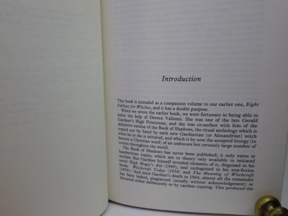 THE WITCHES' WAY BY JANET AND STEWART FARRAR 1984 FIRST EDITION