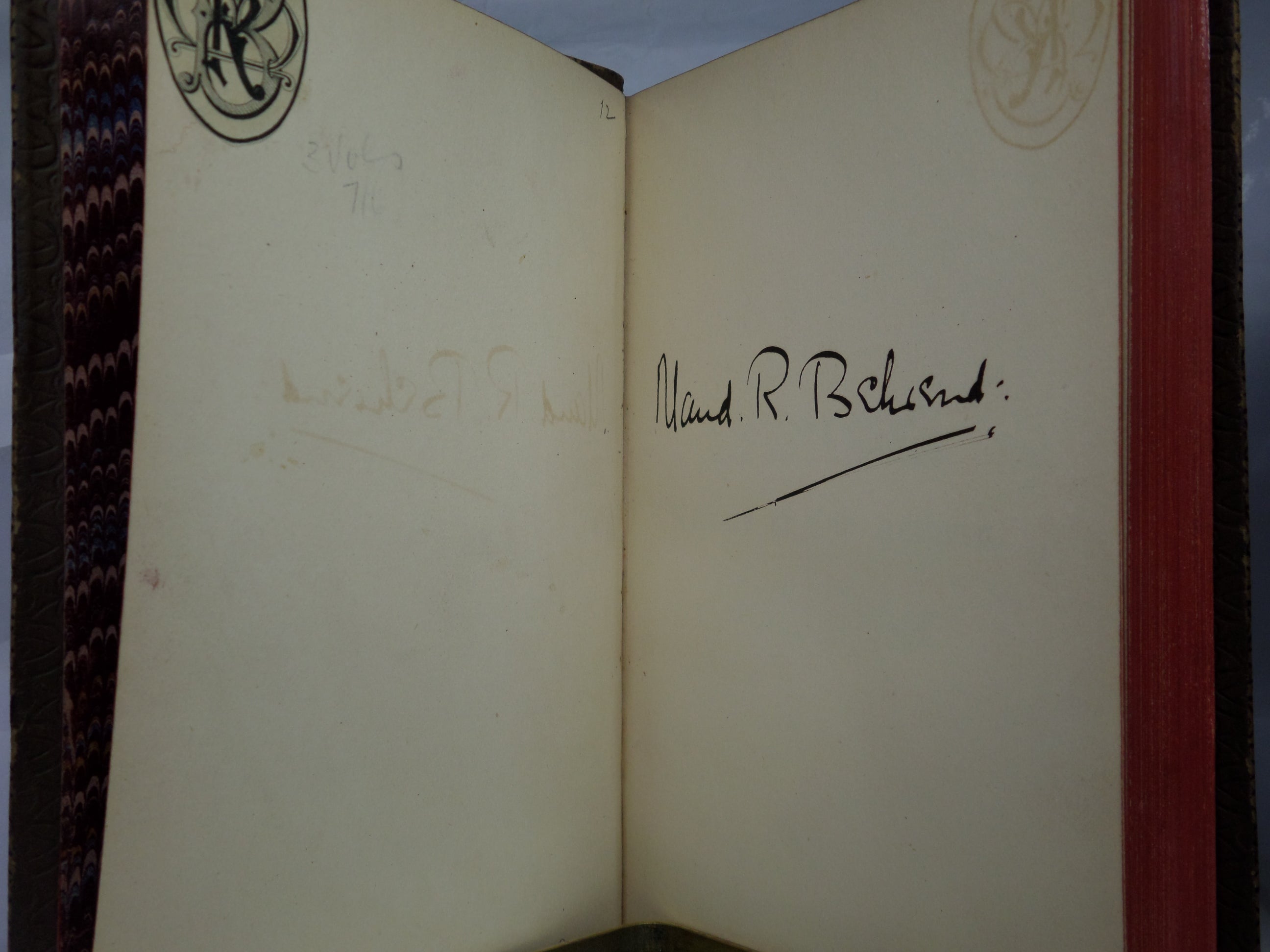 LA MORT D'ARTHUR BY SIR THOMAS MALORY 1866 LEATHER BOUND IN THREE VOLUMES