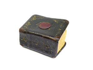 THE BIBLE IN MINIATURE 1780 LEATHER BINDING, ILLUSTRATED