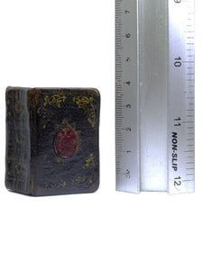 THE BIBLE IN MINIATURE 1780 LEATHER BINDING, ILLUSTRATED