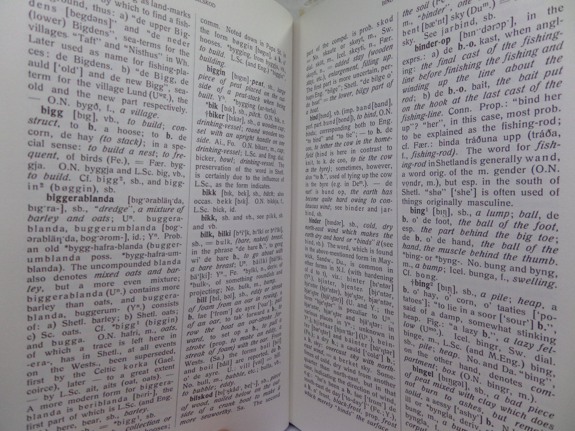 AN ETYMOLOGICAL DICTIONARY OF THE NORN LANGUAGE IN SHETLAND 1985 JAKOB JAKOBSEN