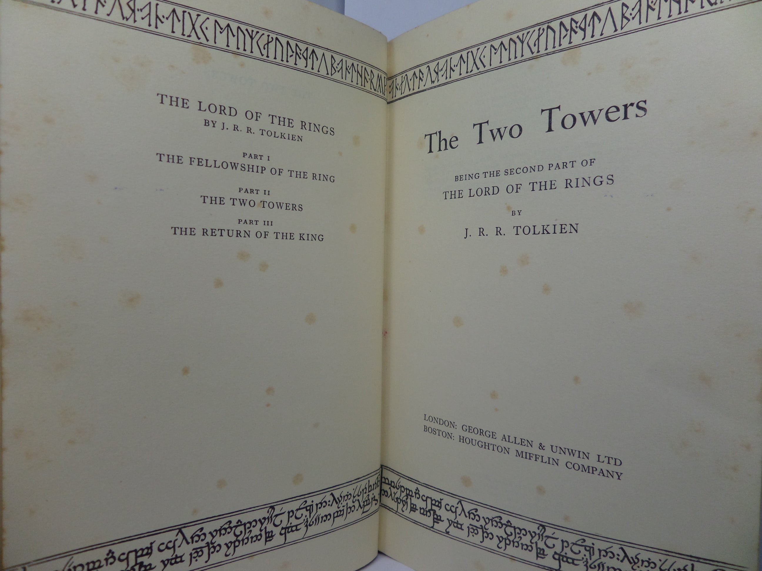 THE TWO TOWERS: SECOND PART OF THE LORD OF THE RINGS 1961 J.R.R. TOLKIEN FIRST EDITION, 8TH IMPRESSION