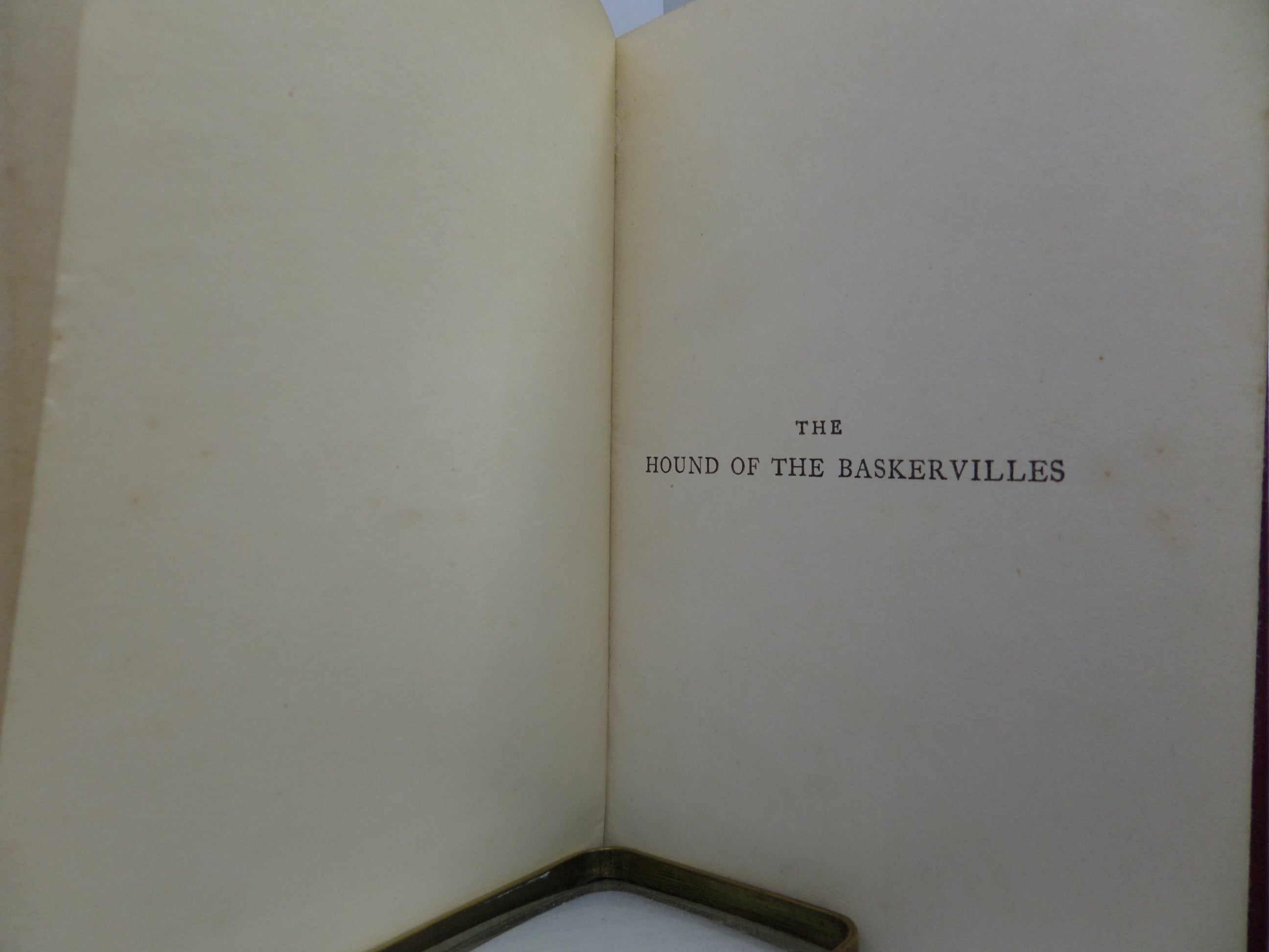 THE HOUND OF THE BASKERVILLES 1902 SHERLOCK HOLMES, ARTHUR CONAN DOYLE, FIRST EDITION