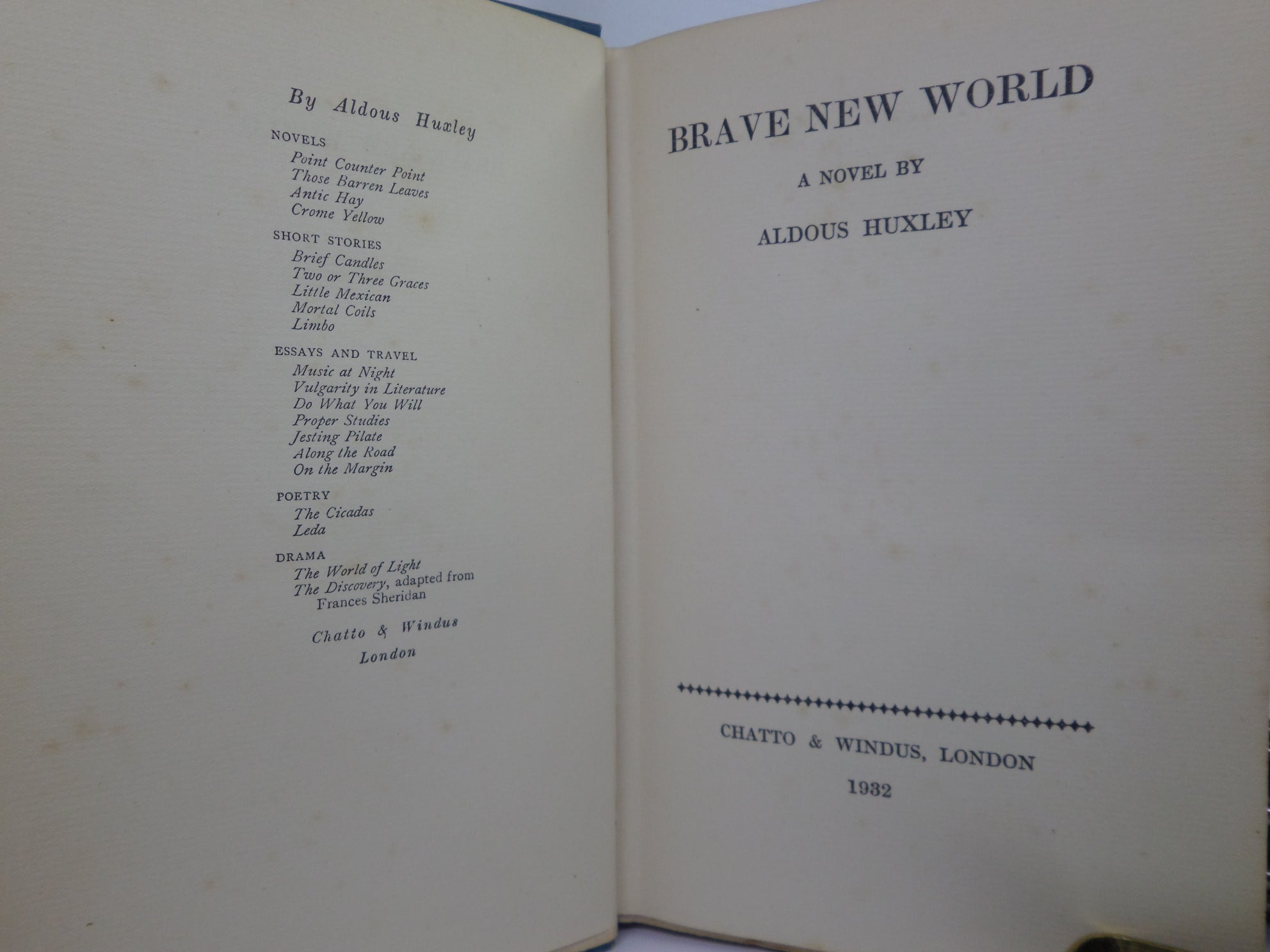 BRAVE NEW WORLD BY ALDOUS HUXLEY 1932 FIRST EDITION