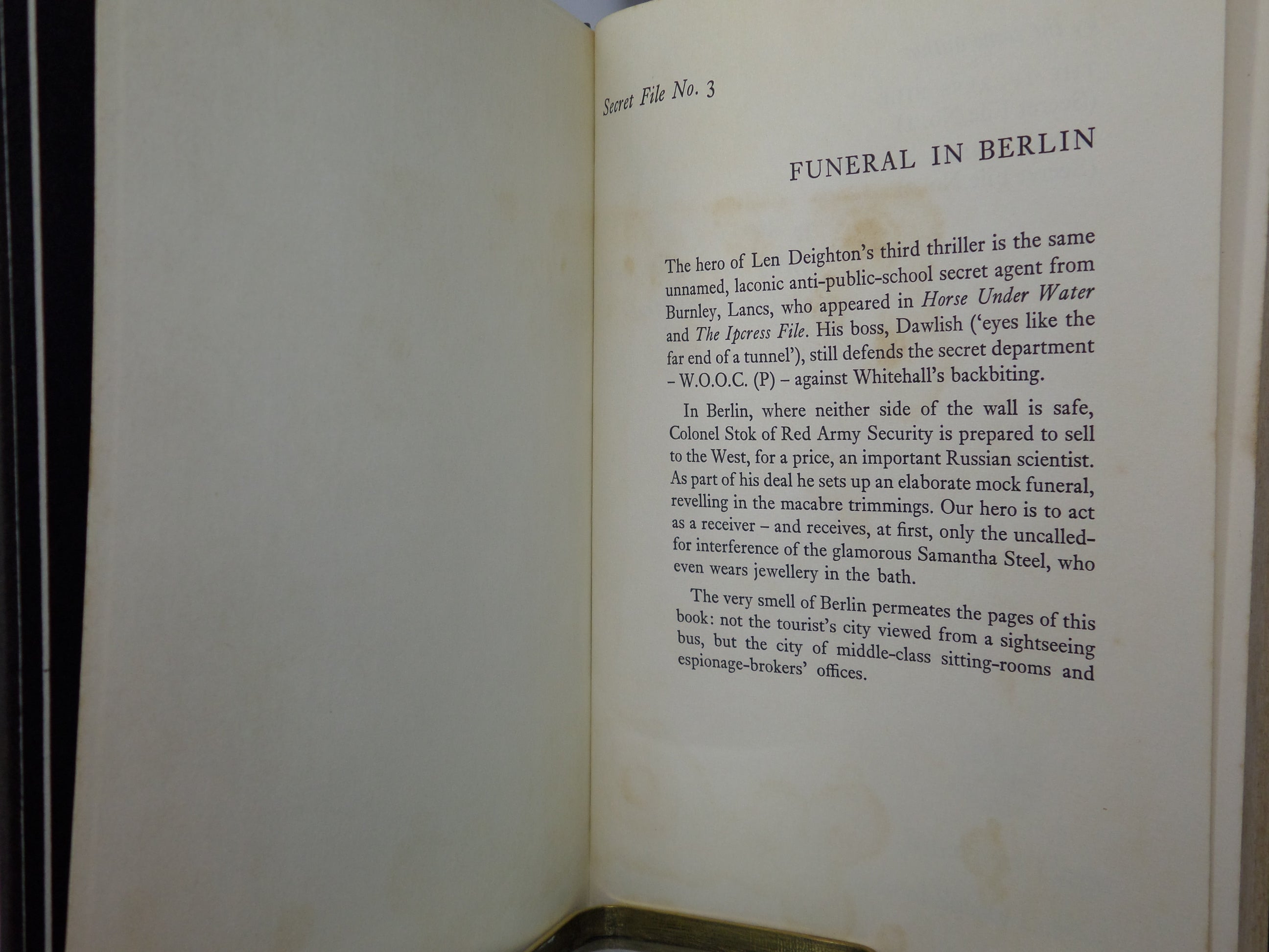 FUNERAL IN BERLIN BY LEN DEIGHTON 1964 SIGNED & INSCRIBED FIRST EDITION