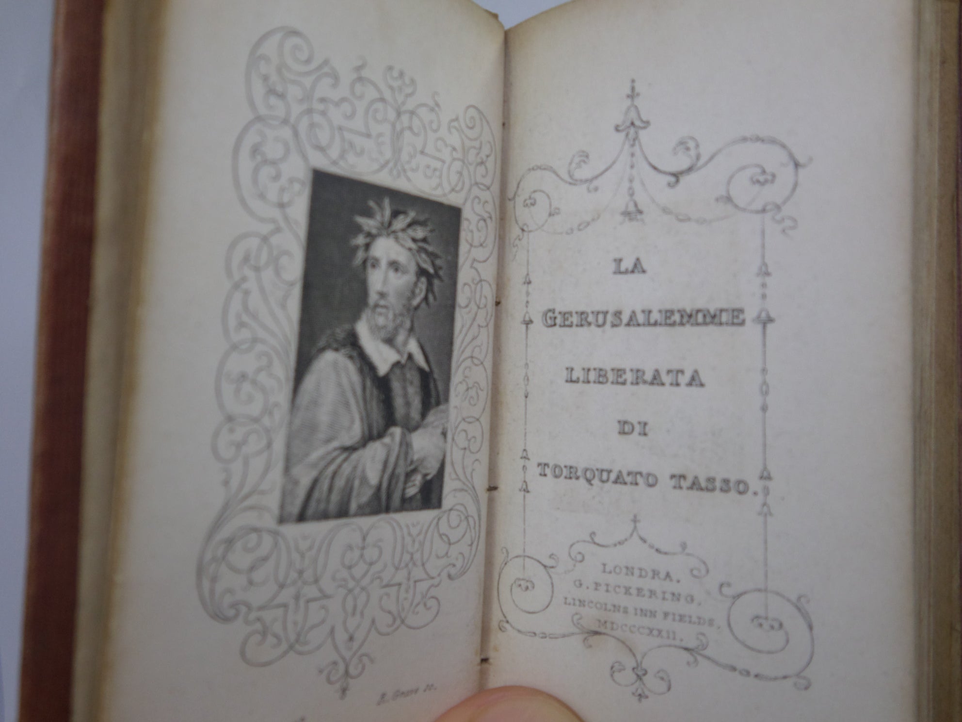 LA GERUSALEMME LIBERATA DI TORQUATO TASSO 1822 IN TWO MINIATURE VOLUMES