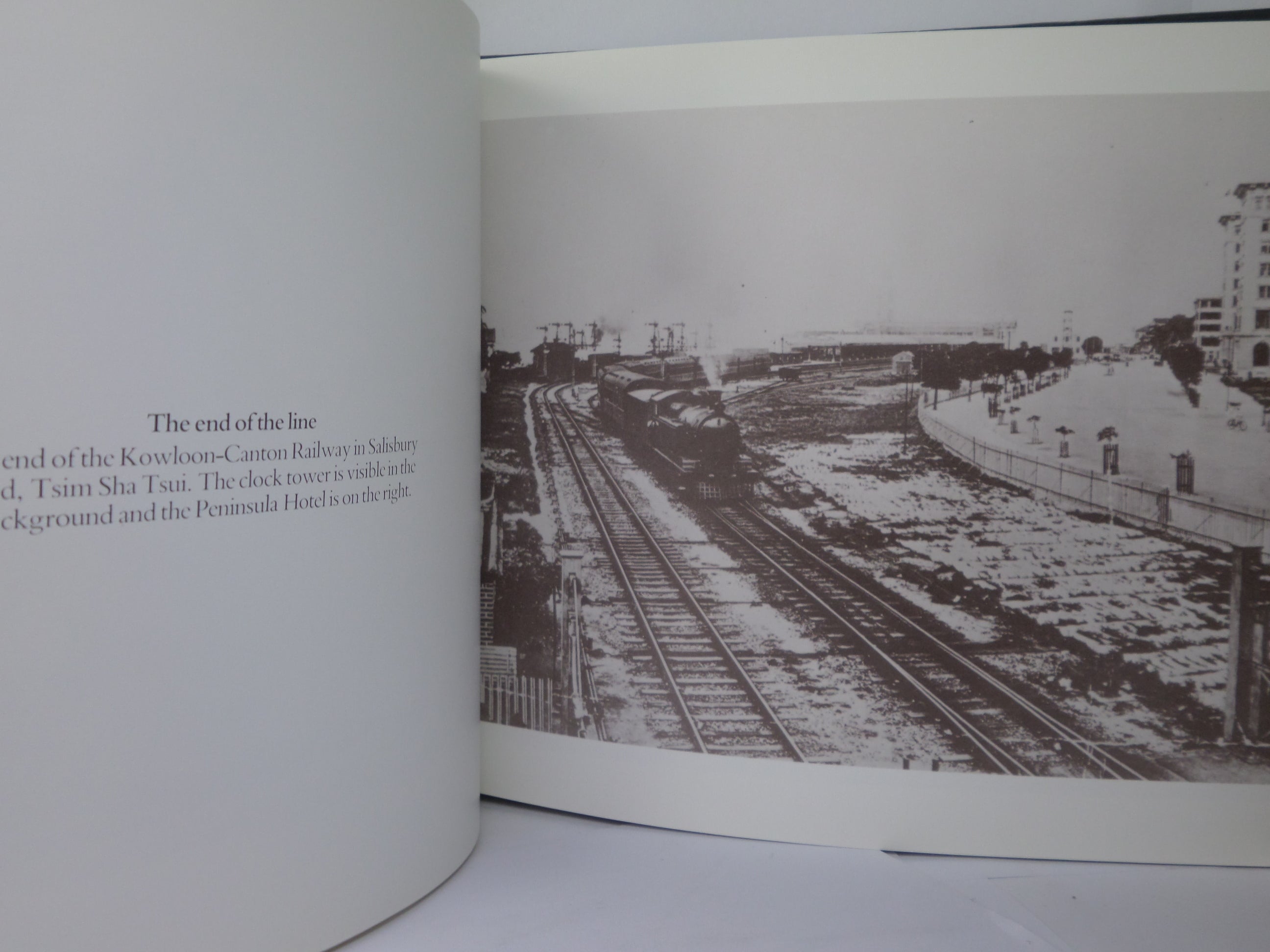 HONG KONG YESTERDAY: TRANSPORT CA.1989 RARE HARDCOVER PHOTO-BOOK