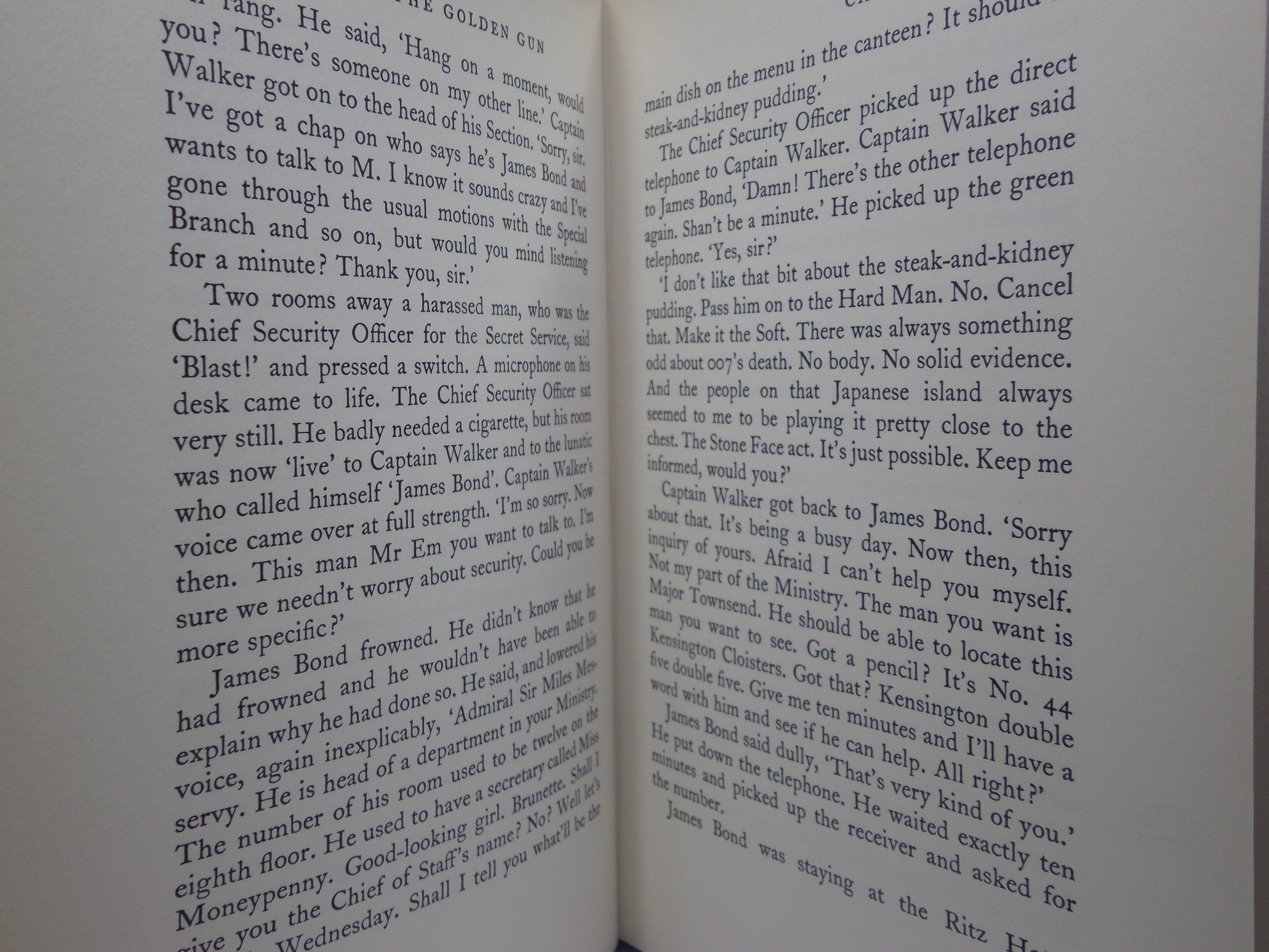 THE MAN WITH THE GOLDEN GUN BY IAN FLEMING 1965 SECOND IMPRESSION