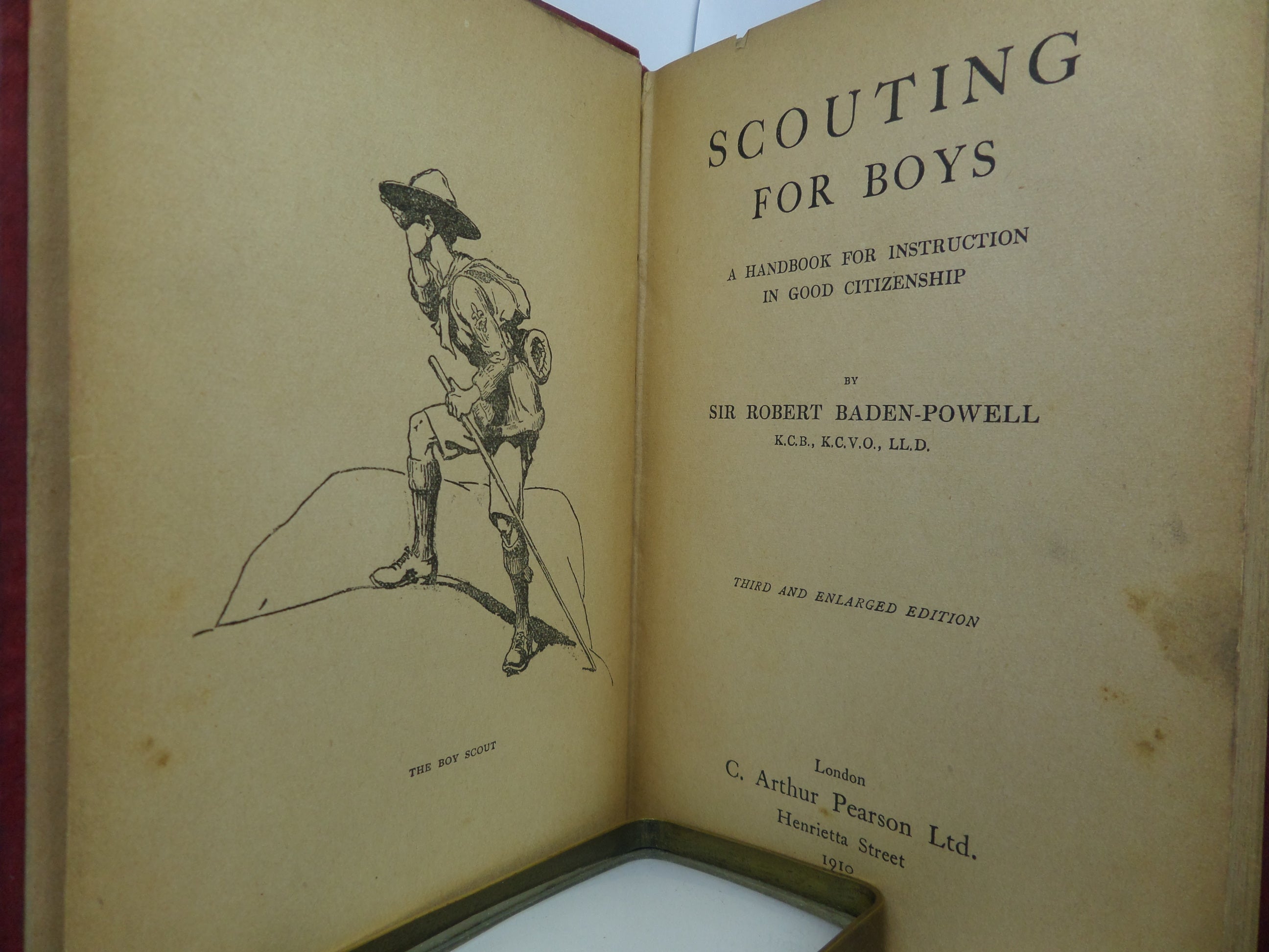 SCOUTING FOR BOYS BY SIR ROBERT BADEN-POWELL 1910 THIRD EDITION HARDCOVER