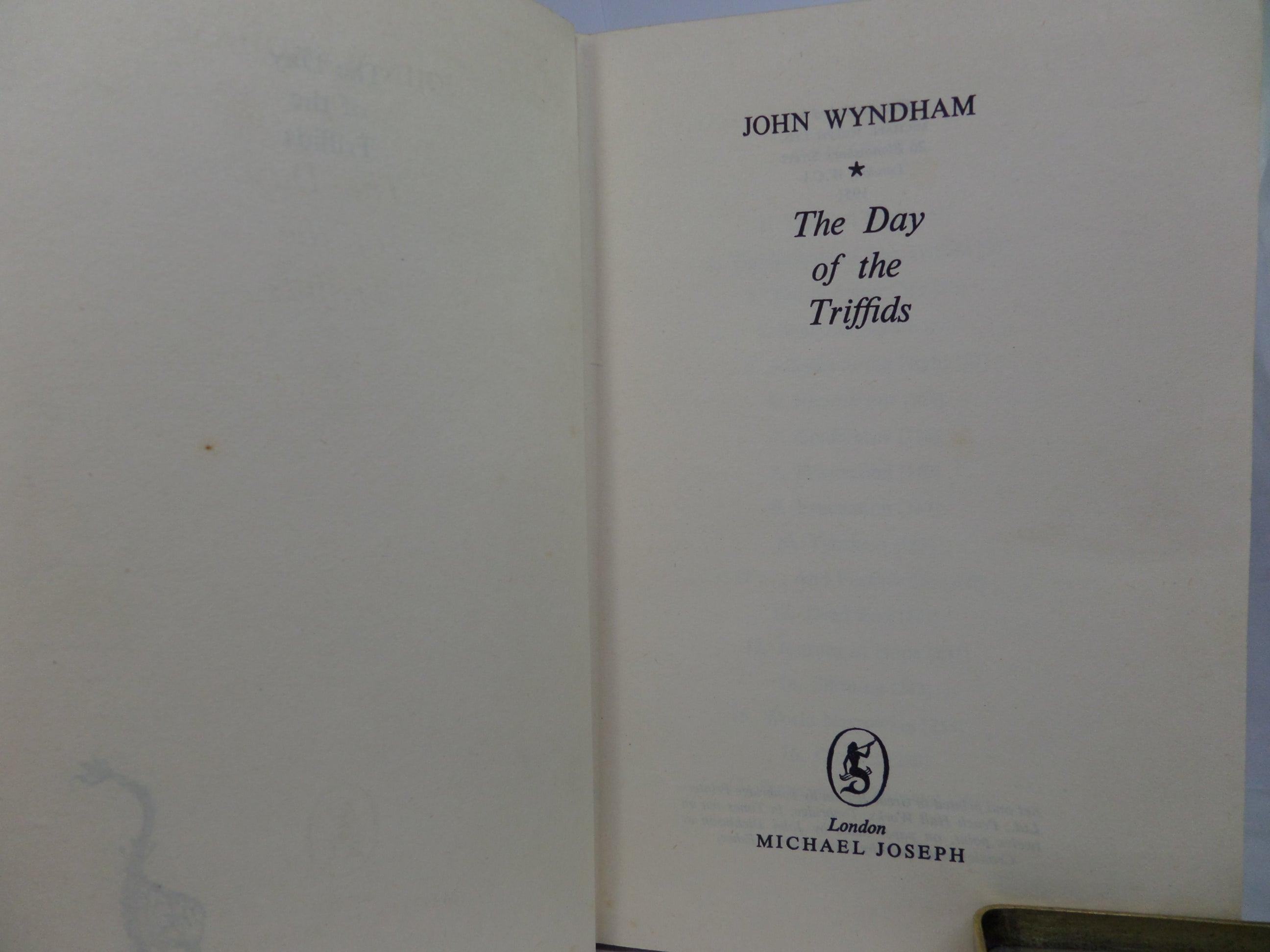 THE DAY OF THE TRIFFIDS BY JOHN WYNDHAM 1951 FIRST EDITION